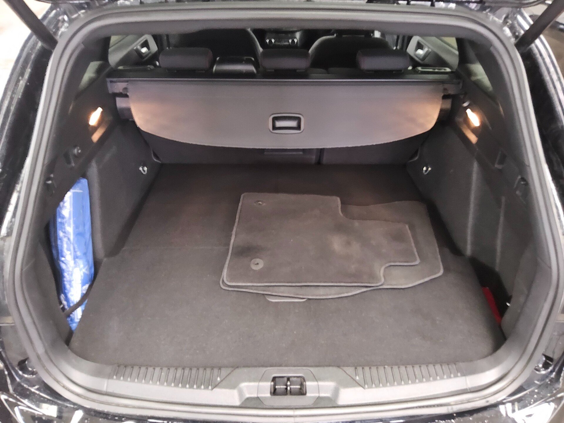 Ford Focus Turnier 1.0 EB ST-Line ACC LED Navi RfK 12