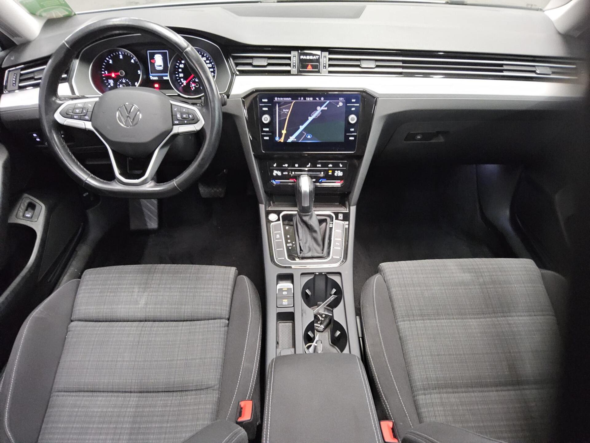 Volkswagen Passat Var. 2.0 TDI Business Navi Pano HuD AHK 5