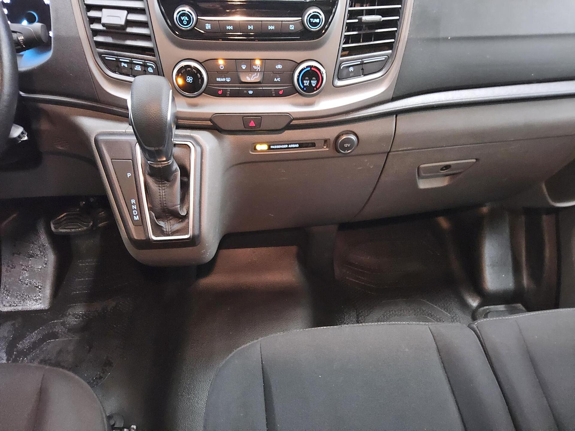 Ford Transit Custom 2.0 TDCi Trend L2 9-Sitze Nav PDC 6