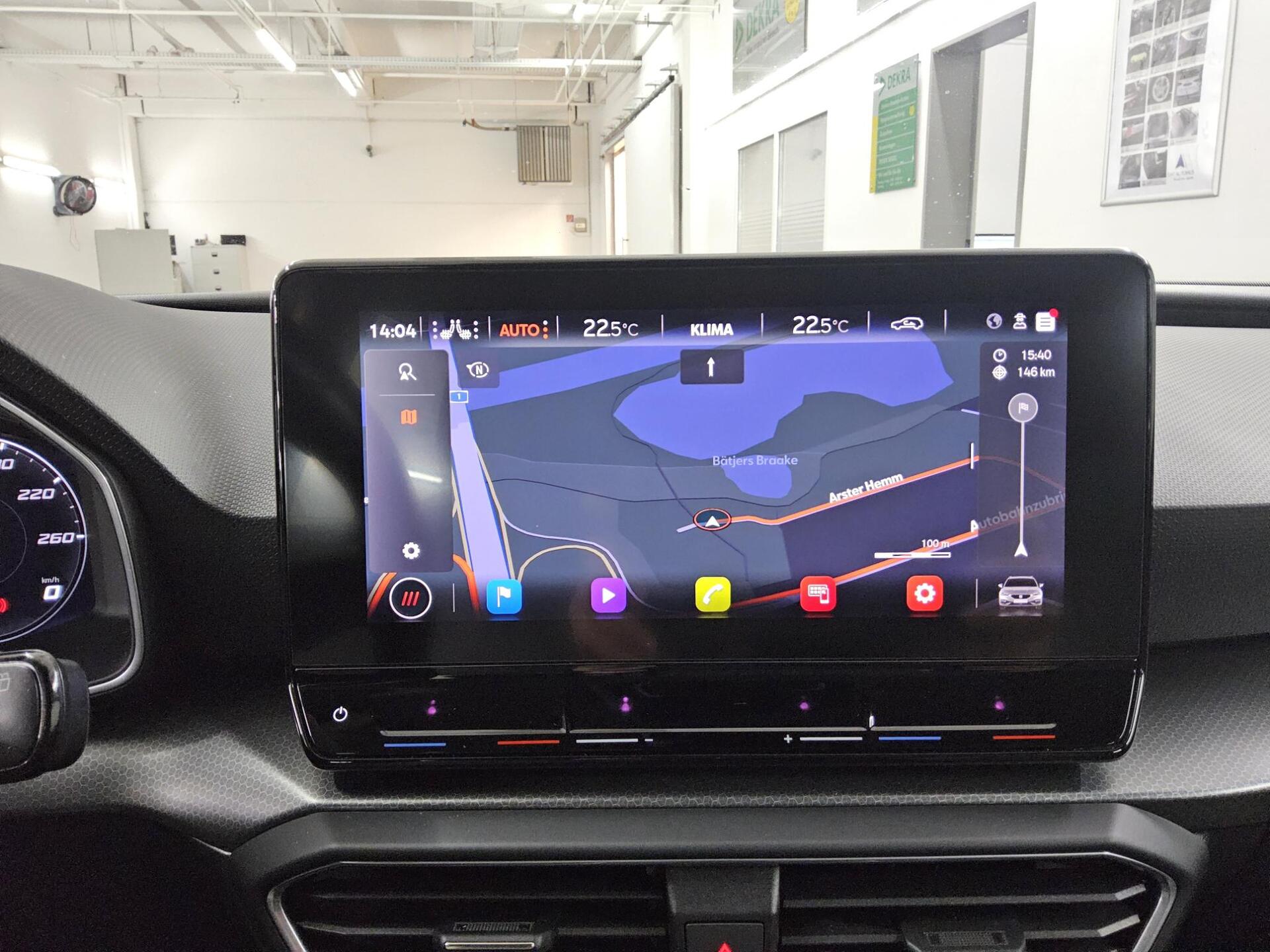 Seat Leon Sportstourer 2.0 TDI Style Navi LED vc Shz 7