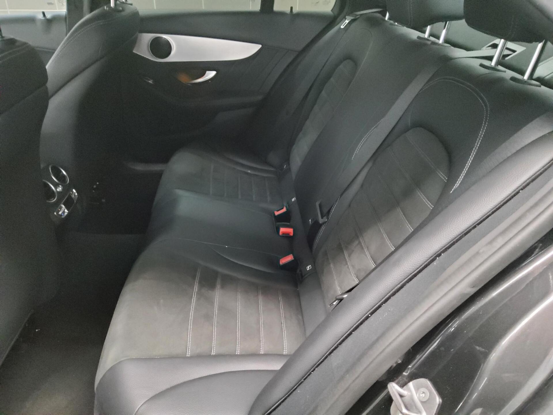 Mercedes-Benz C 300 de AMG-Line Night COMAND LED Distronic+ 13