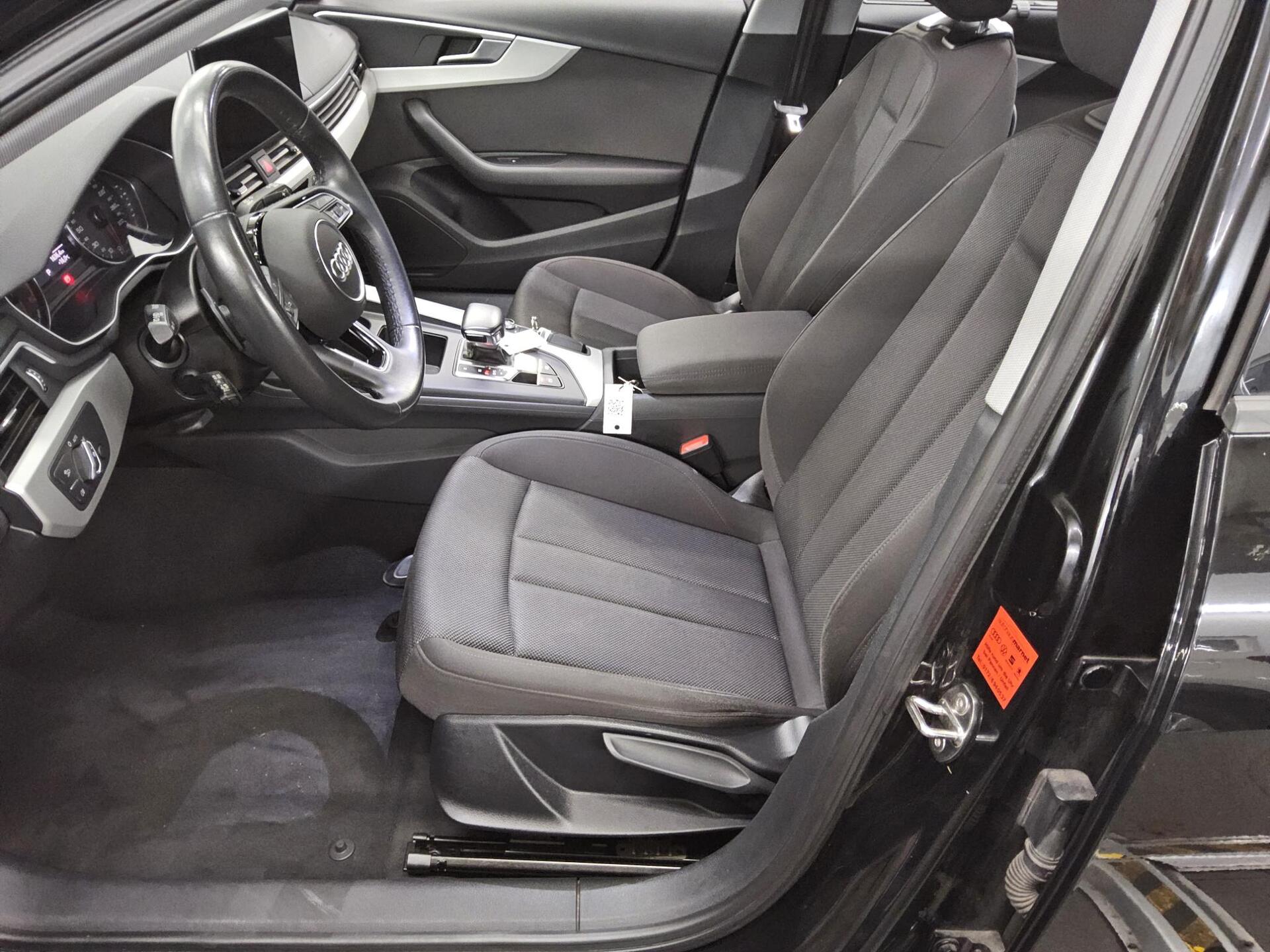 Audi A4 Avant 40 TDI S-Line Ext. Navi+ LED PDC SHZ 8