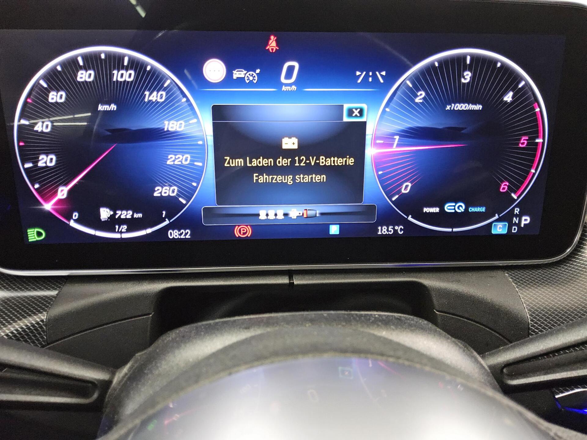 Mercedes-Benz C 200 d Avantgarde Night Pano Navi LED Distr.+ 8