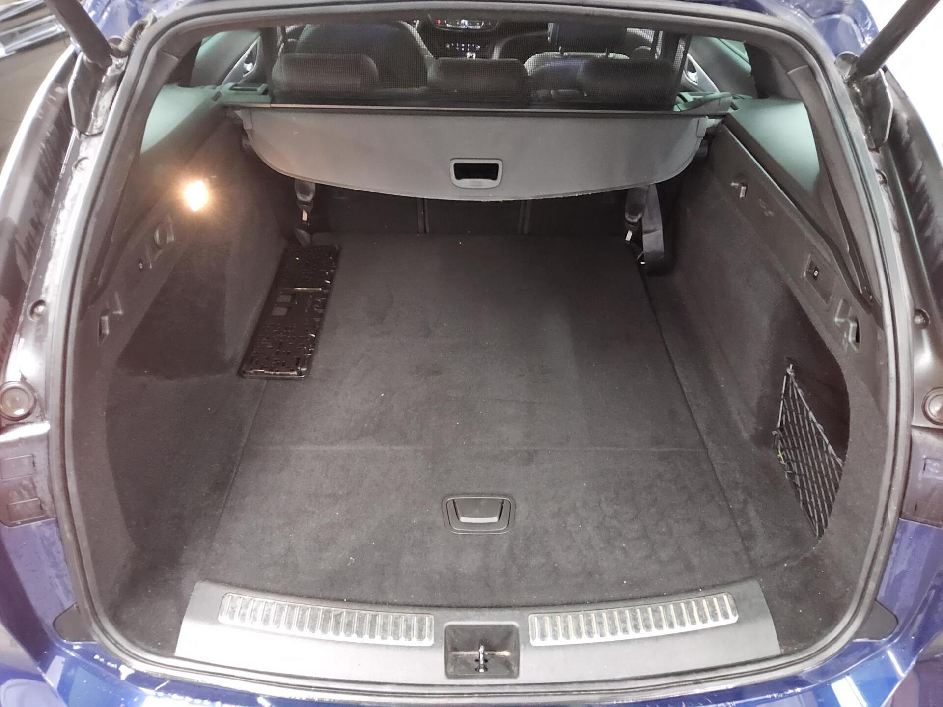 Opel Insignia ST 1.5 D Elegance T-Leder AHK Navi LED 11