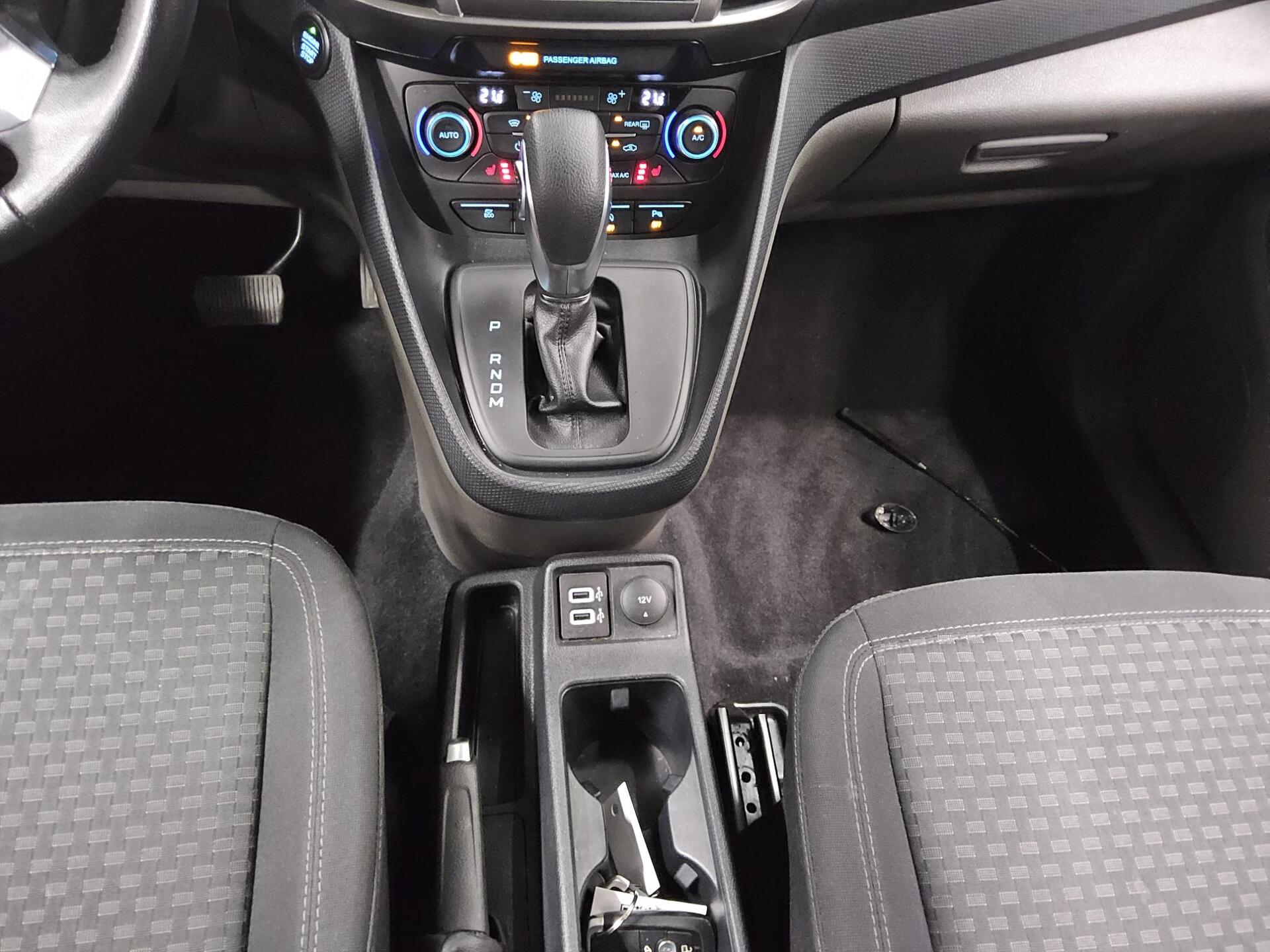 Ford Grand Tourneo Connect 1.5 TDCi Trend Navi RFK 6