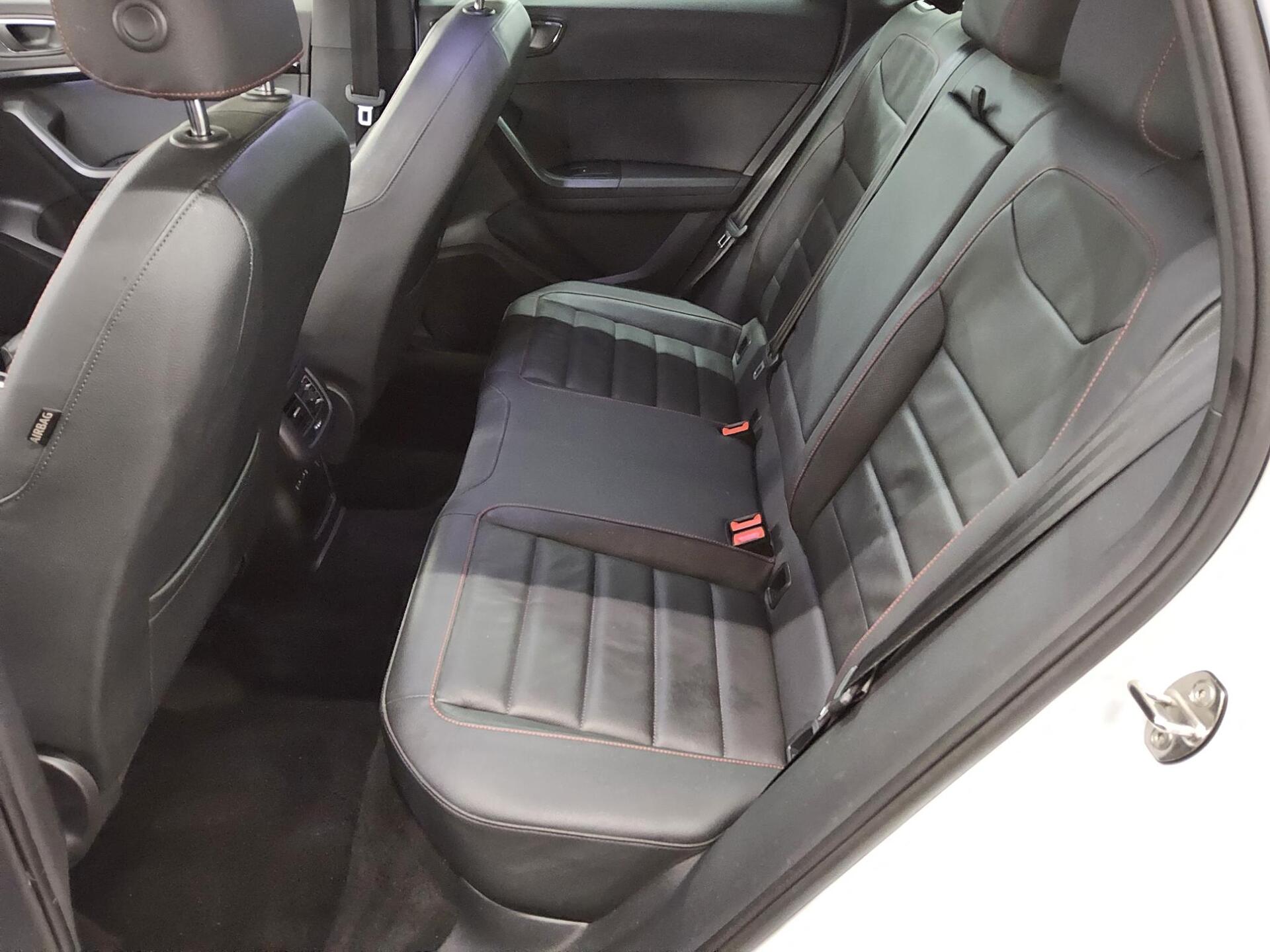 Seat Ateca 1.5 TSI FR Leder Navi LED vc Kessy Spur 13