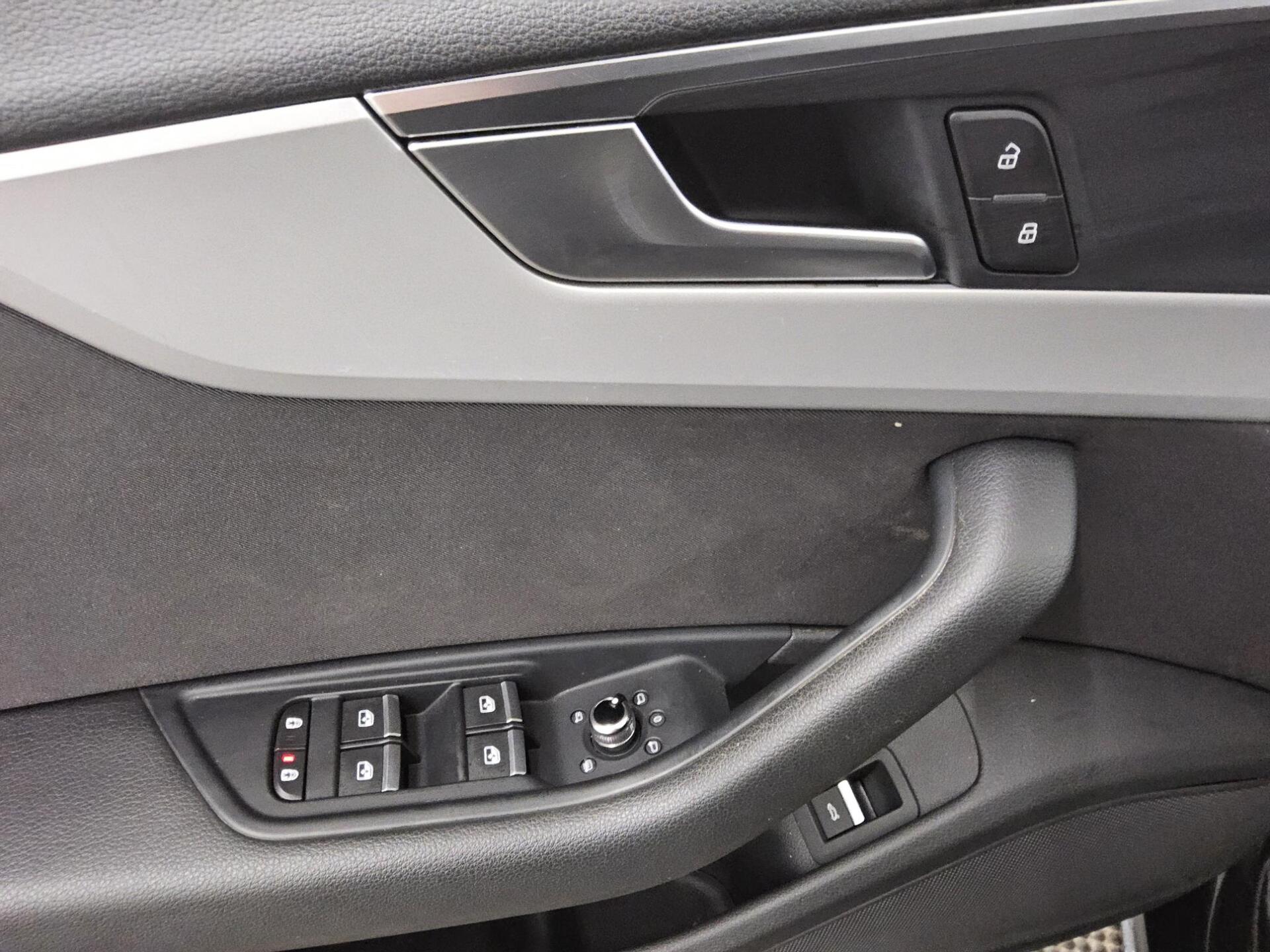 Audi A5 Sportback 45 TDI Qu. advanced Navi Matrix RFK 9