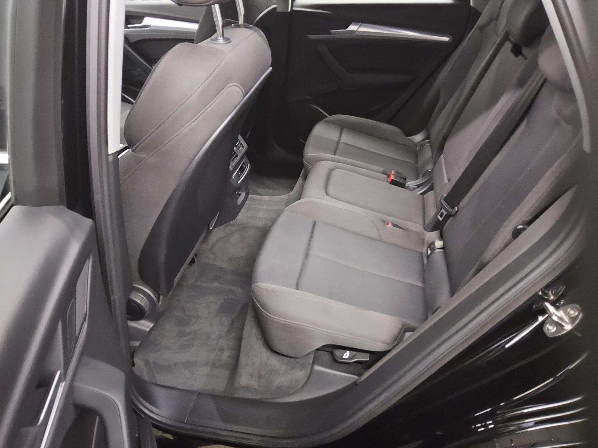 Audi Q5 50 TDI Qu. sport Navi vc Matrix AHK ACC Sound 13