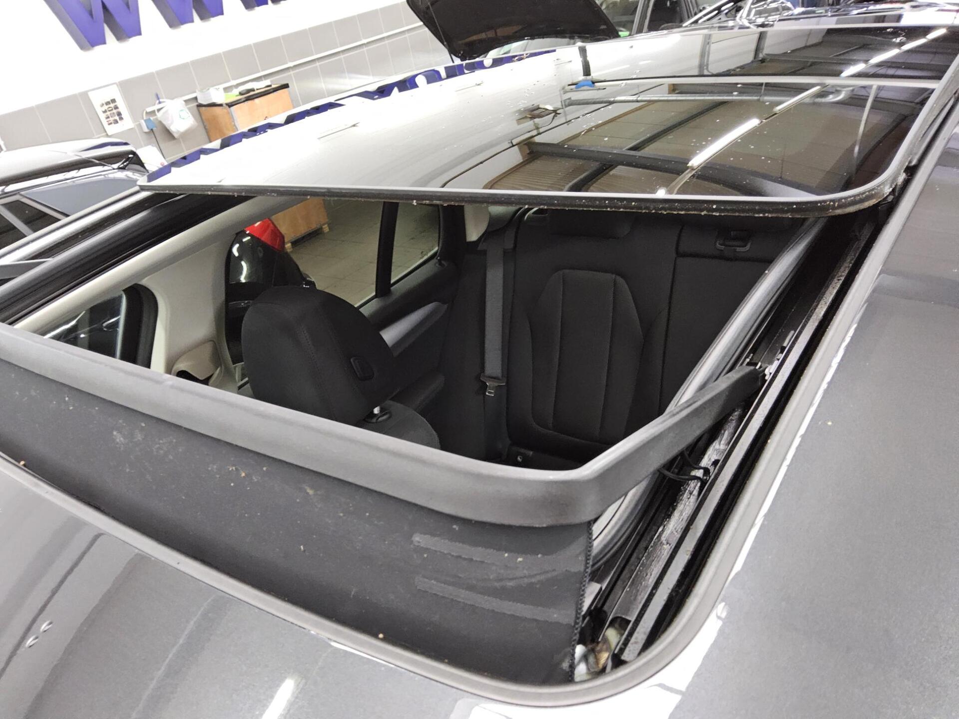 BMW X3 xDrive30e Advantage Navi PDC LED Panorama 11