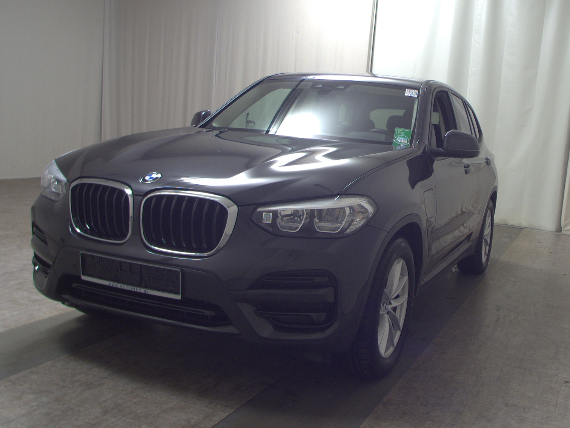 BMW X3 xDrive30e Advantage Navi PDC LED Panorama 2