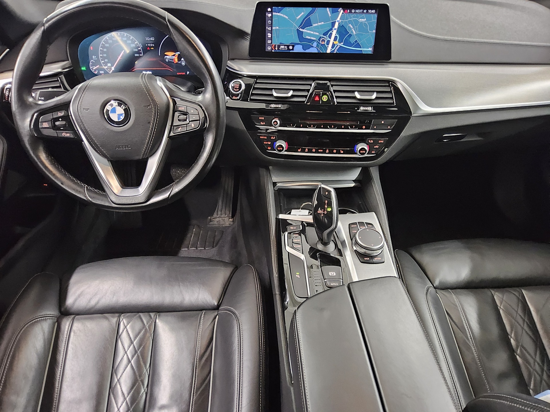 BMW 530dA Touring Luxury-Line Navi LED Pano H-K RFK 5