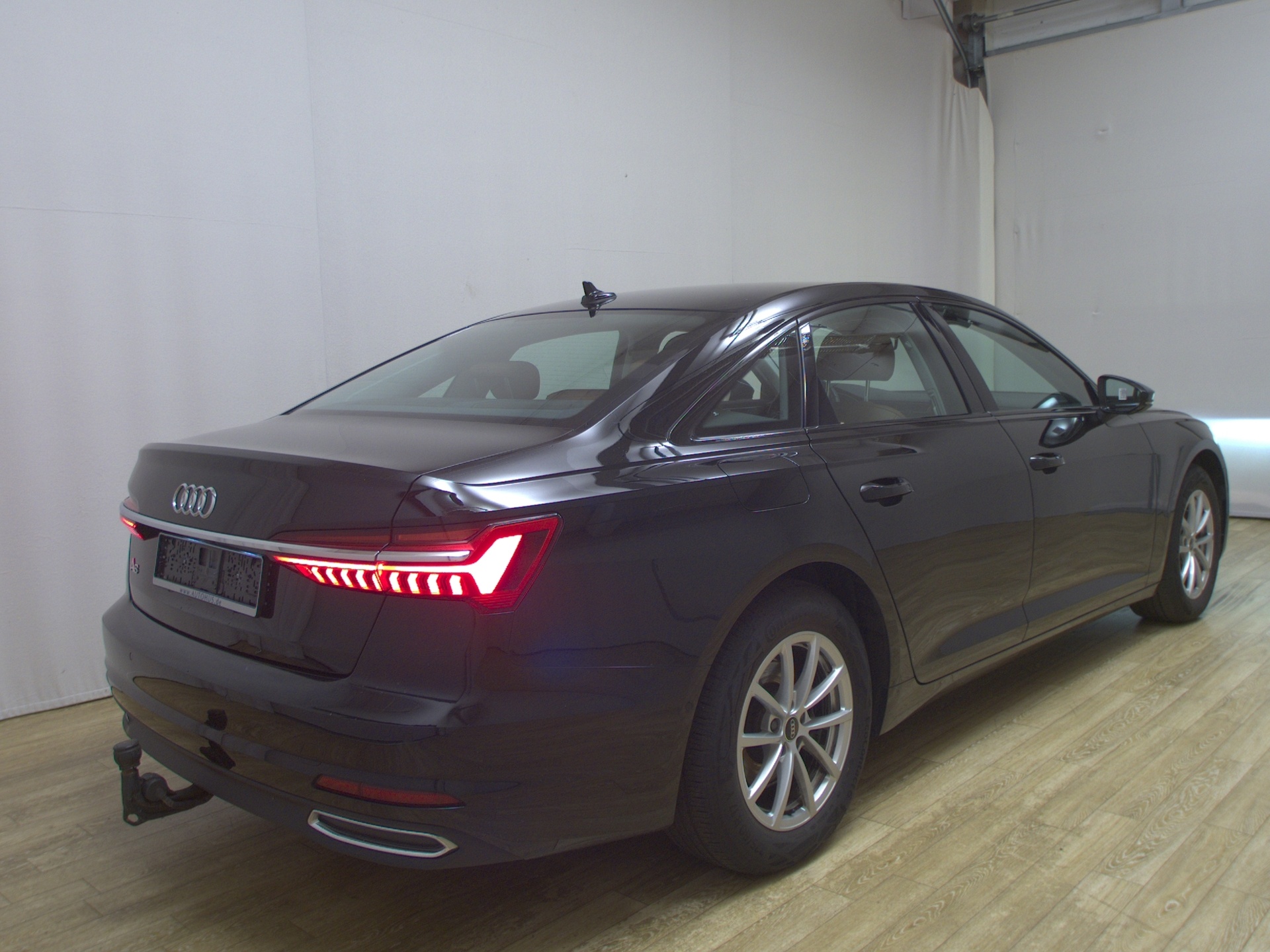 Audi A6 40 TDI Navi Matrix Leder B&O RFK AHK PDC 4