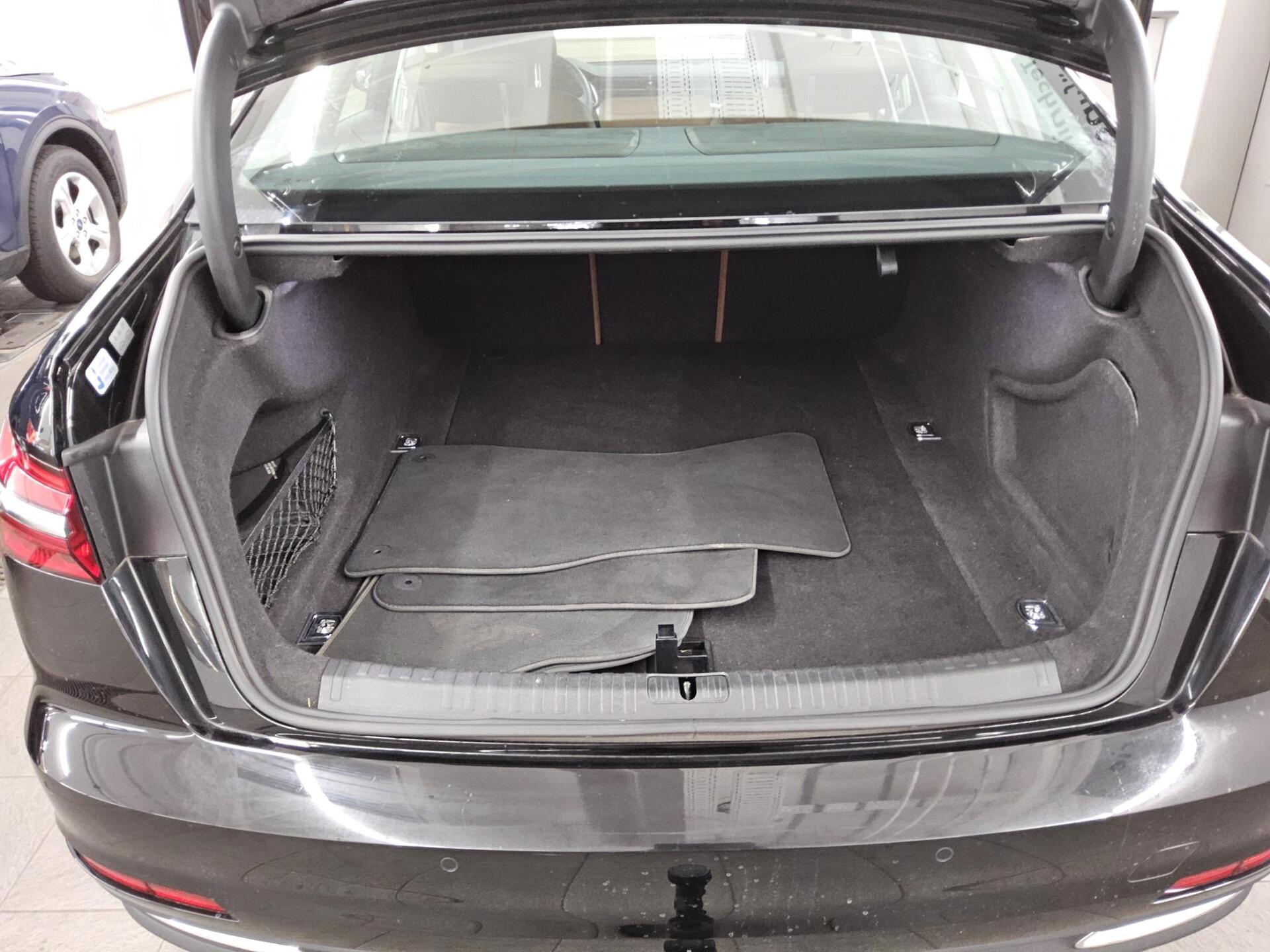 Audi A6 40 TDI Navi Matrix Leder B&O RFK AHK PDC 11