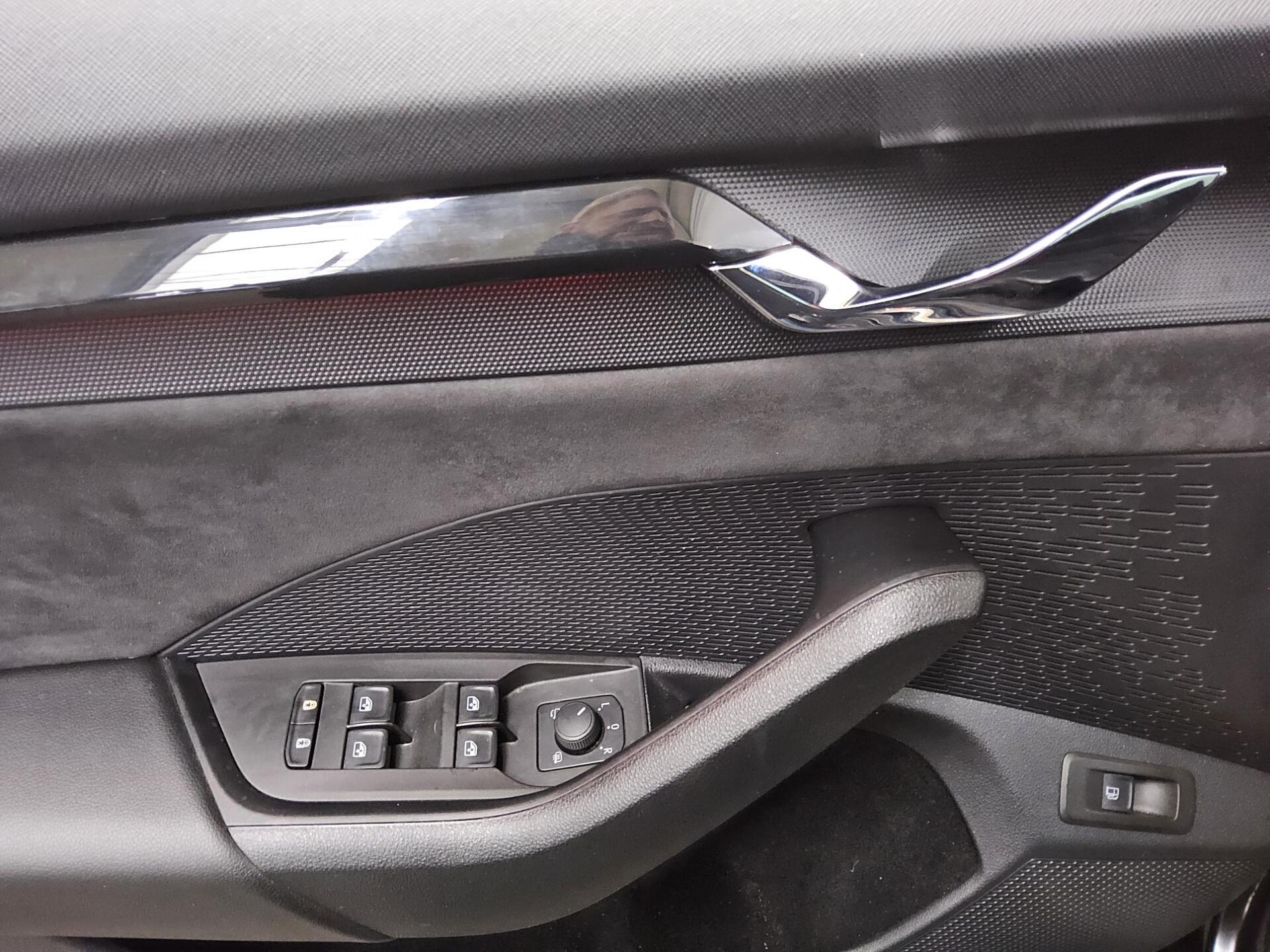 Skoda Octavia Kombi 1.4 TSI iV RS Navi vc Matrix 10