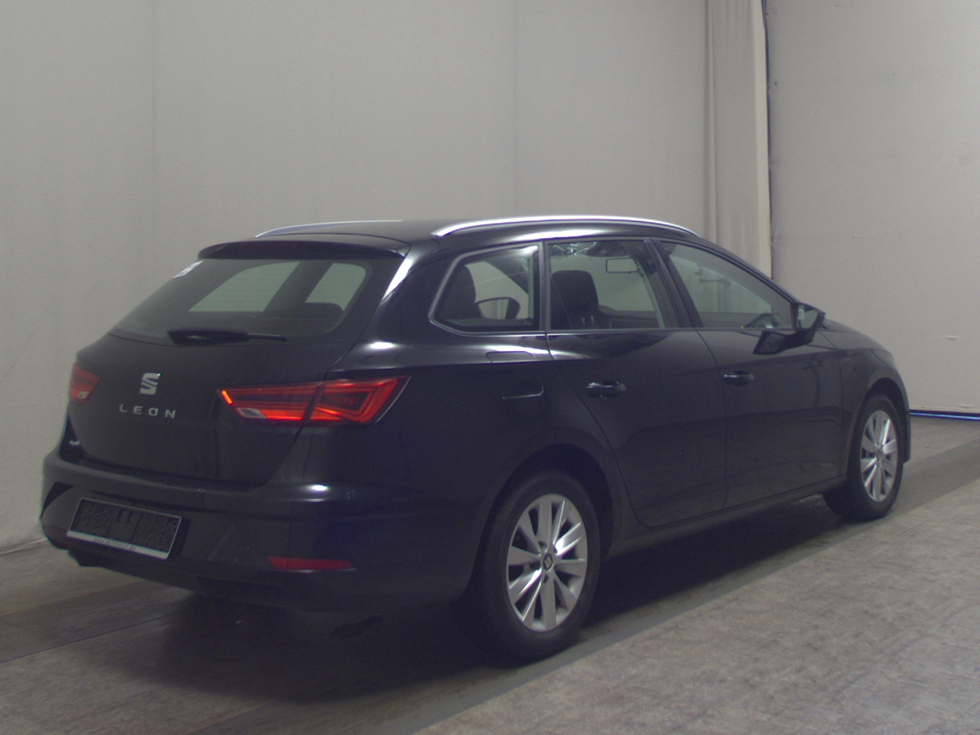 Seat Leon Sportstourer 2.0 TDI Style Navi LED Shz 4