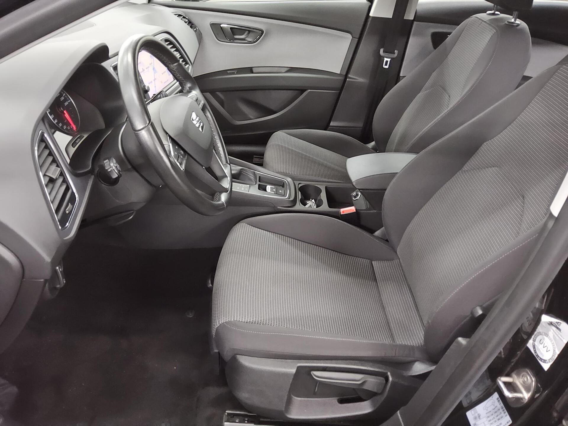 Seat Leon Sportstourer 2.0 TDI Style Navi LED Shz 8