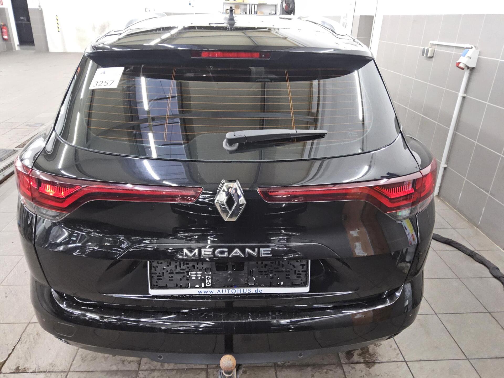 Renault Megane Grandtour 1.5 AHK LED PDC Shz Tempomat 11