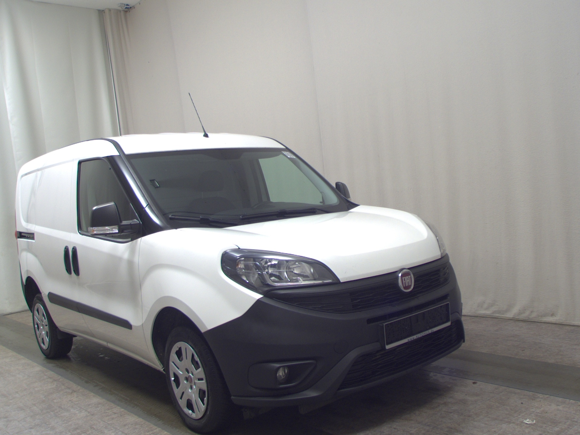 Fiat Doblo Cargo 1.3 Multijet 2-Sitze PDC Tempo Klima 3
