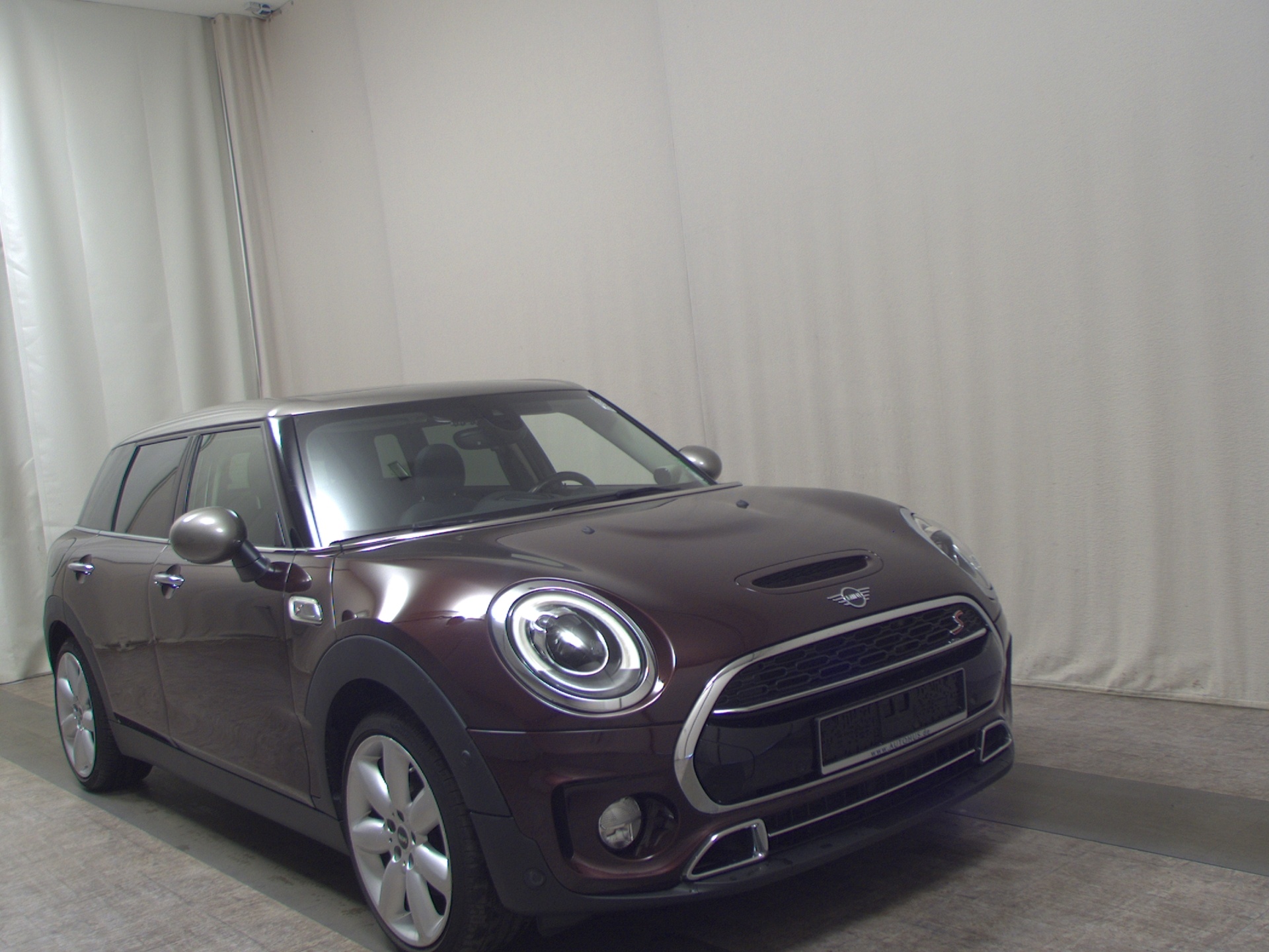 MINI Cooper SD Clubman ALL4 Navi LED Leder Pano H-K 3