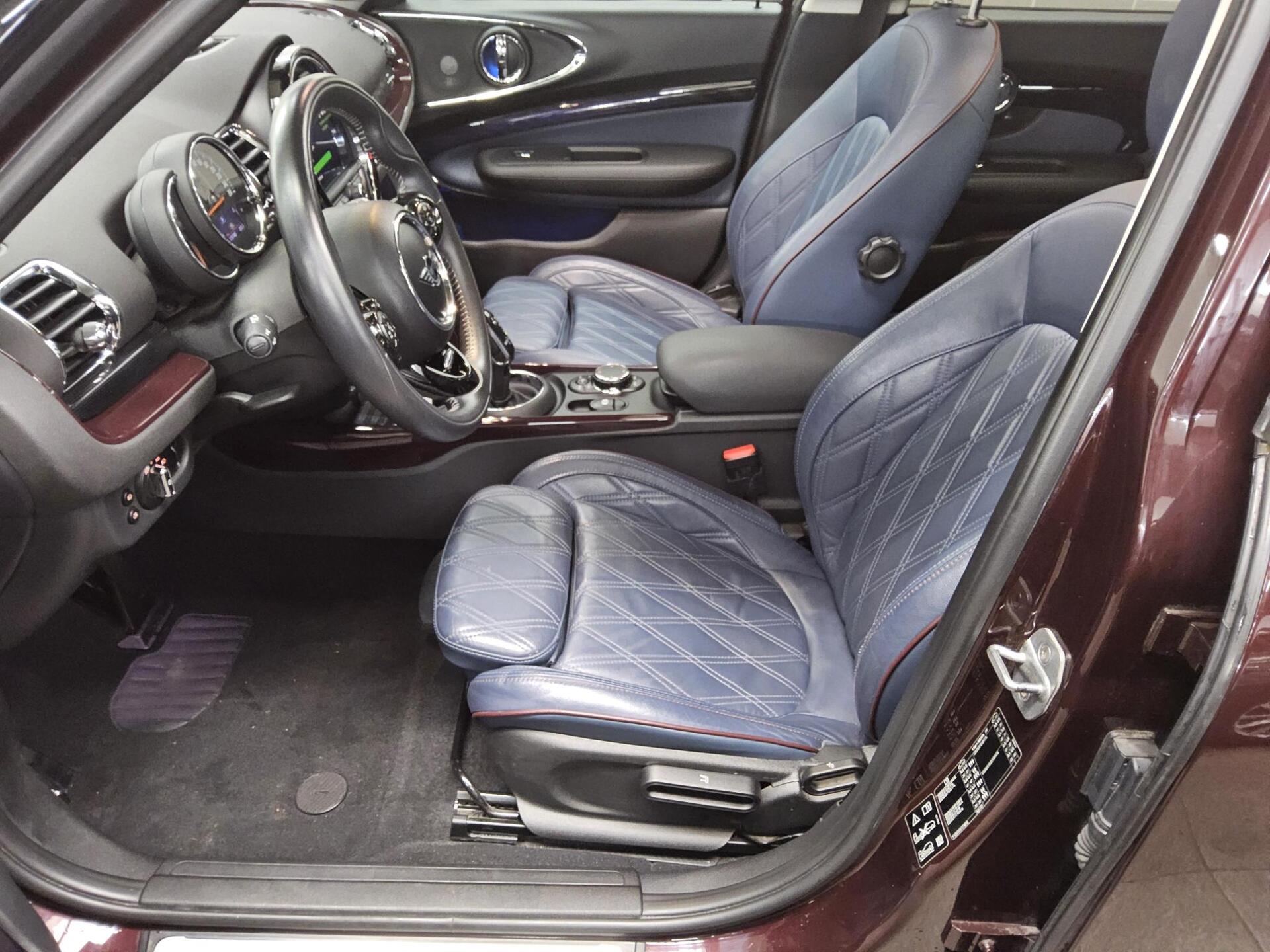 MINI Cooper SD Clubman ALL4 Navi LED Leder Pano H-K 8