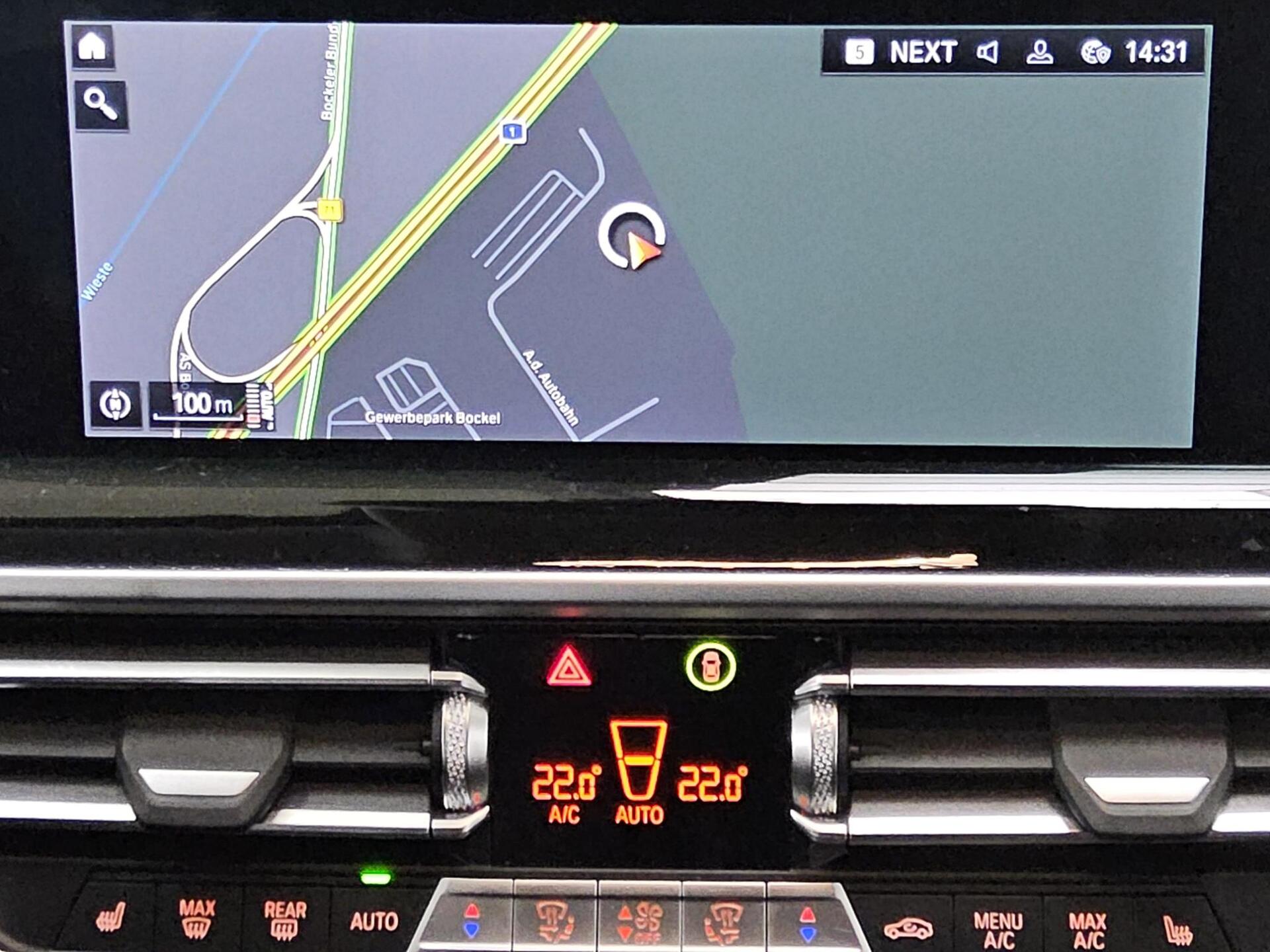 BMW X3 xDrive20d X-Line Leder Navi LED AHK ACC RFK 7