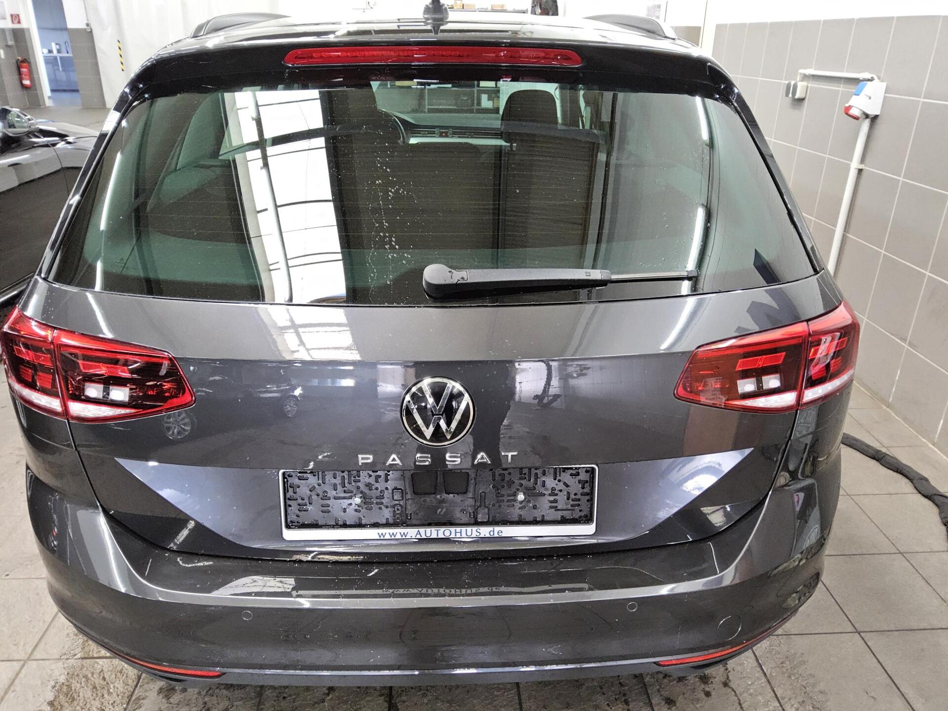 Volkswagen Passat Var. 2.0 TDI Navi LED ACC Shz Kamera 10