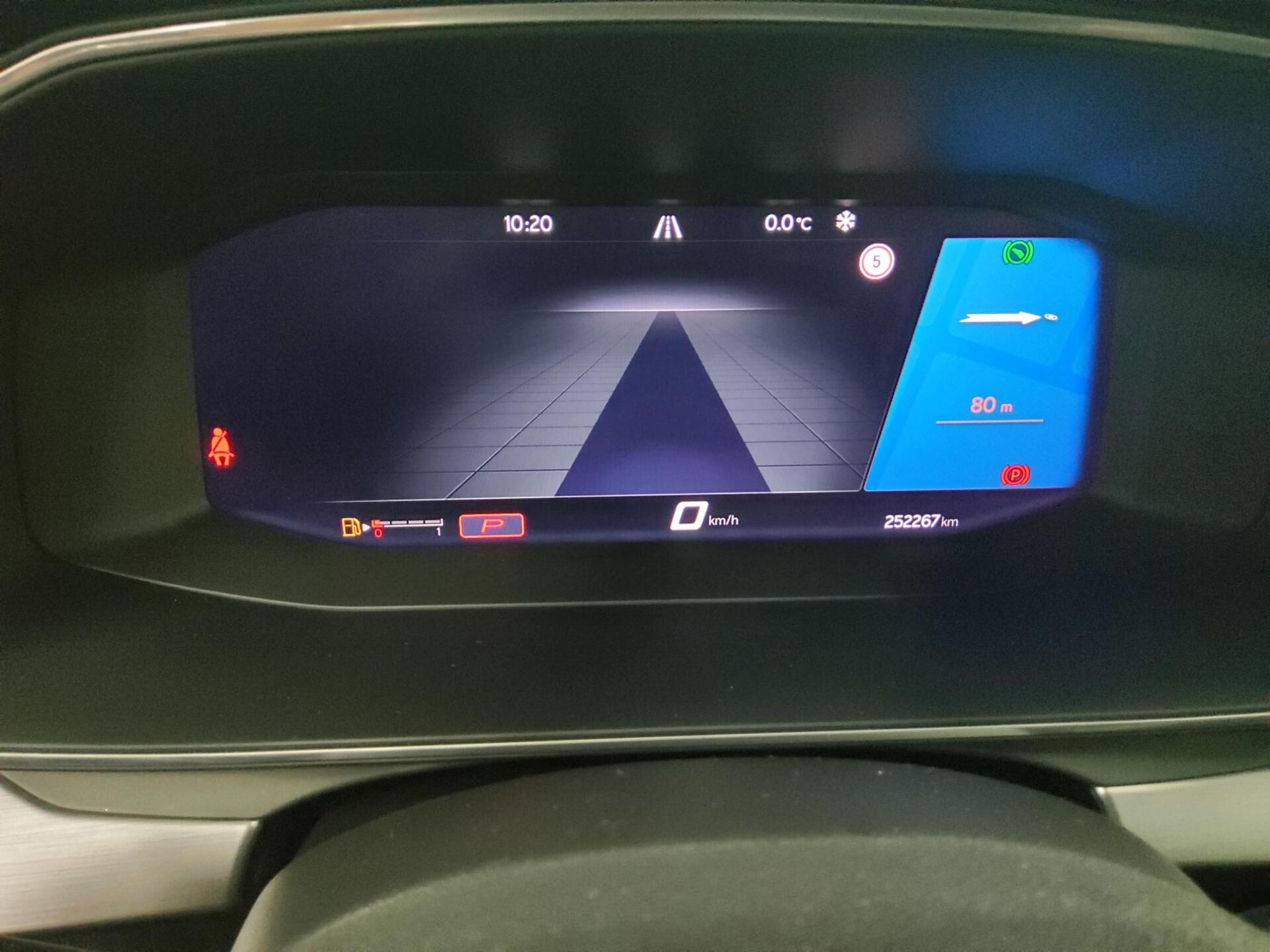 Seat Leon Sportstourer 1.5 eTSI FR AHK Navi vc RfK 8