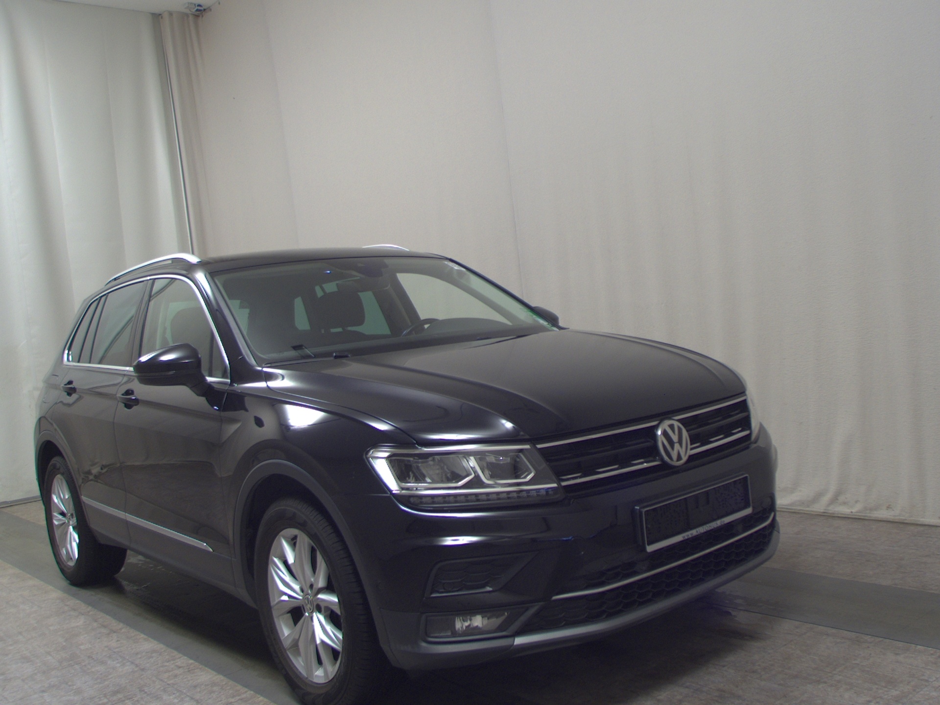 Volkswagen Tiguan 2.0 TDI Highline Navi AID LED RFK 3