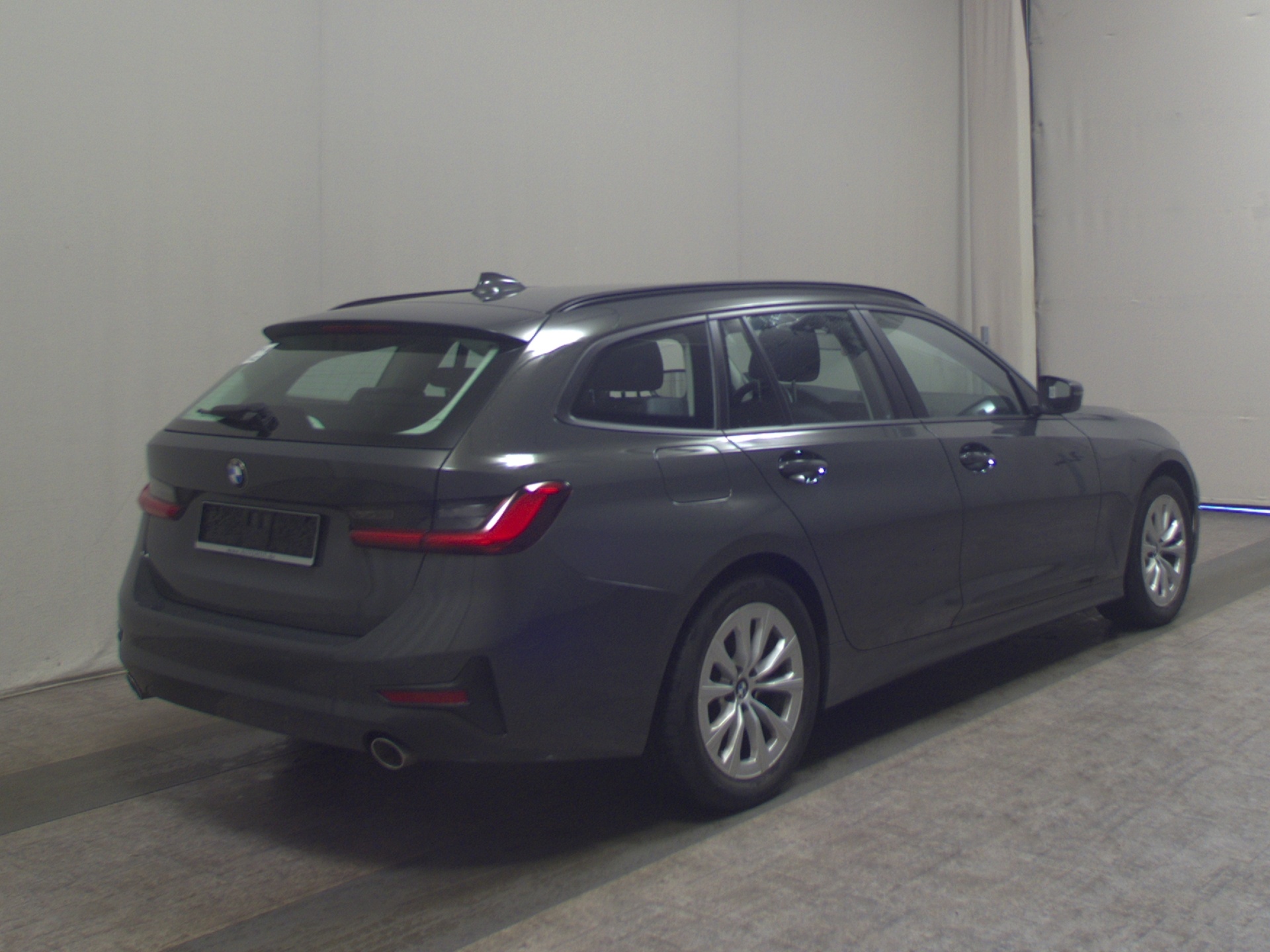 BMW 318d Touring Navi LED LC+ PDC Shz HiFi 4