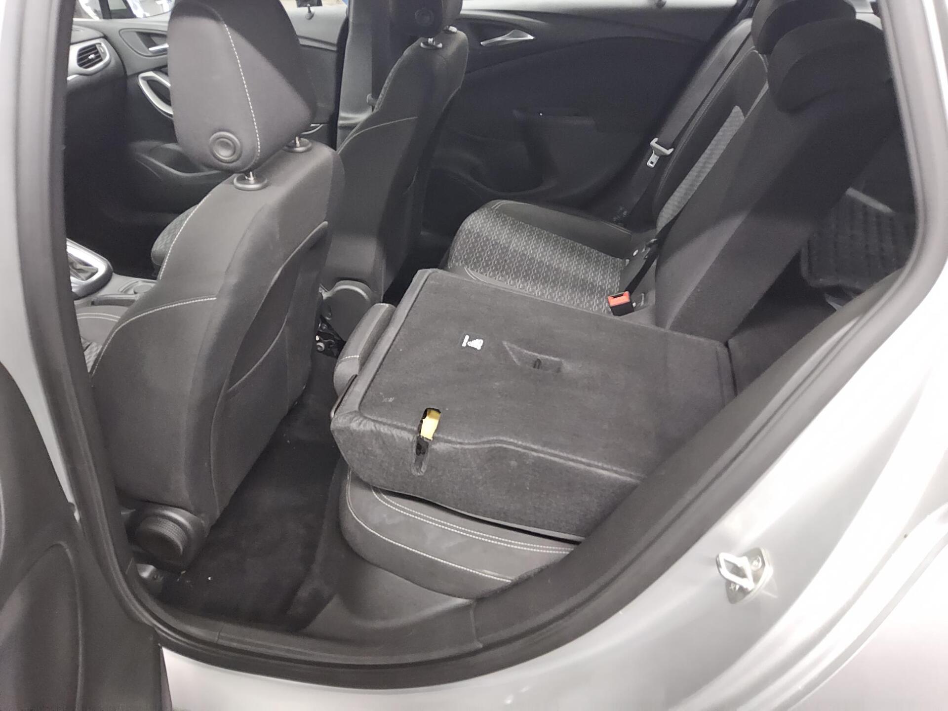 Opel Astra ST 1.6 CDTI Navi PDC Klima Bluetooth 13