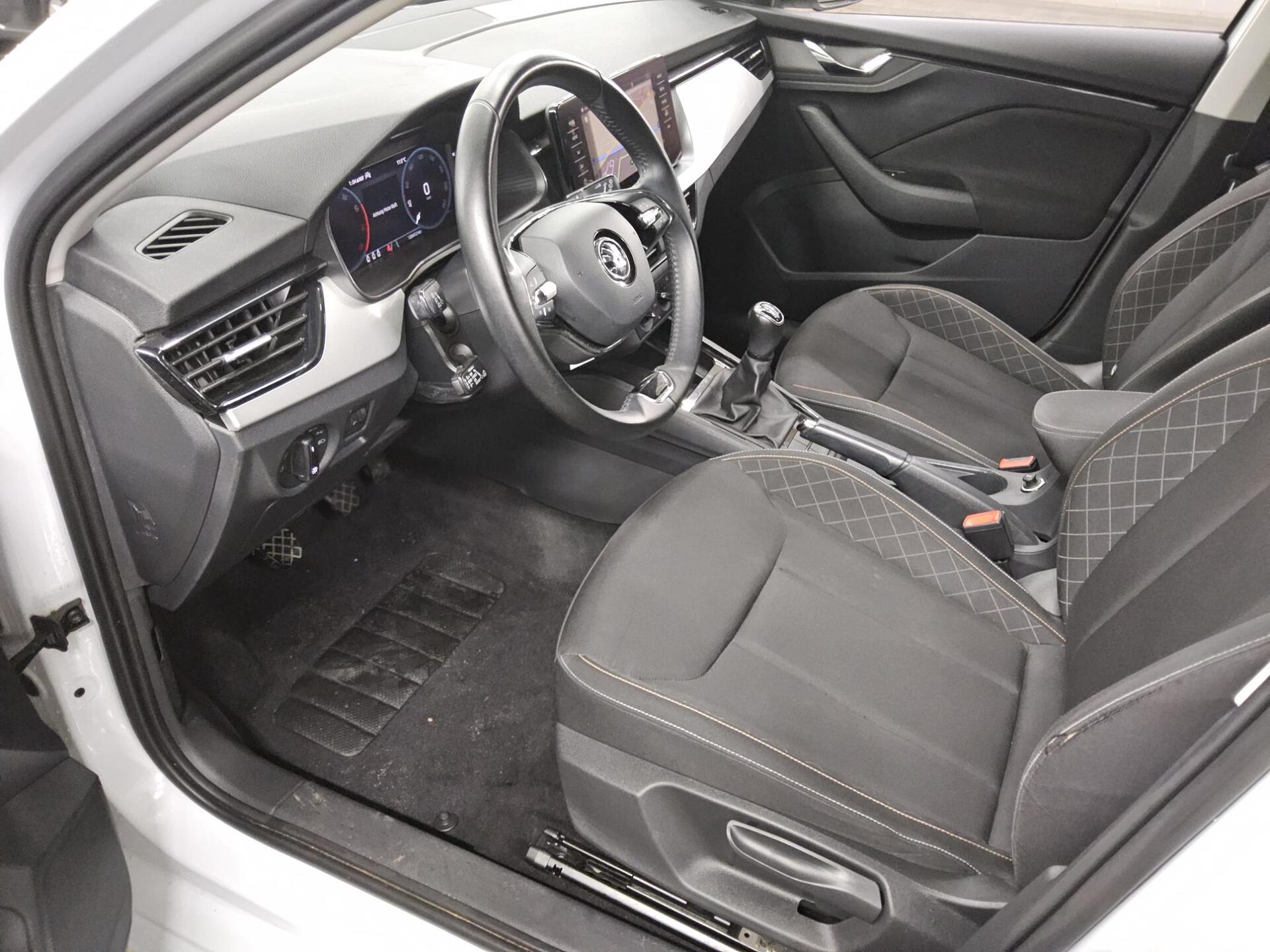 Skoda Scala 1.0 TSI Ambition Navi vc LED SHZ 8