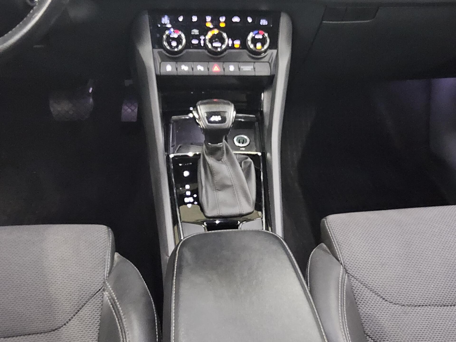 Skoda Kodiaq 2.0 TDI Style T-Leder Navi LED vc RFK AHK 6