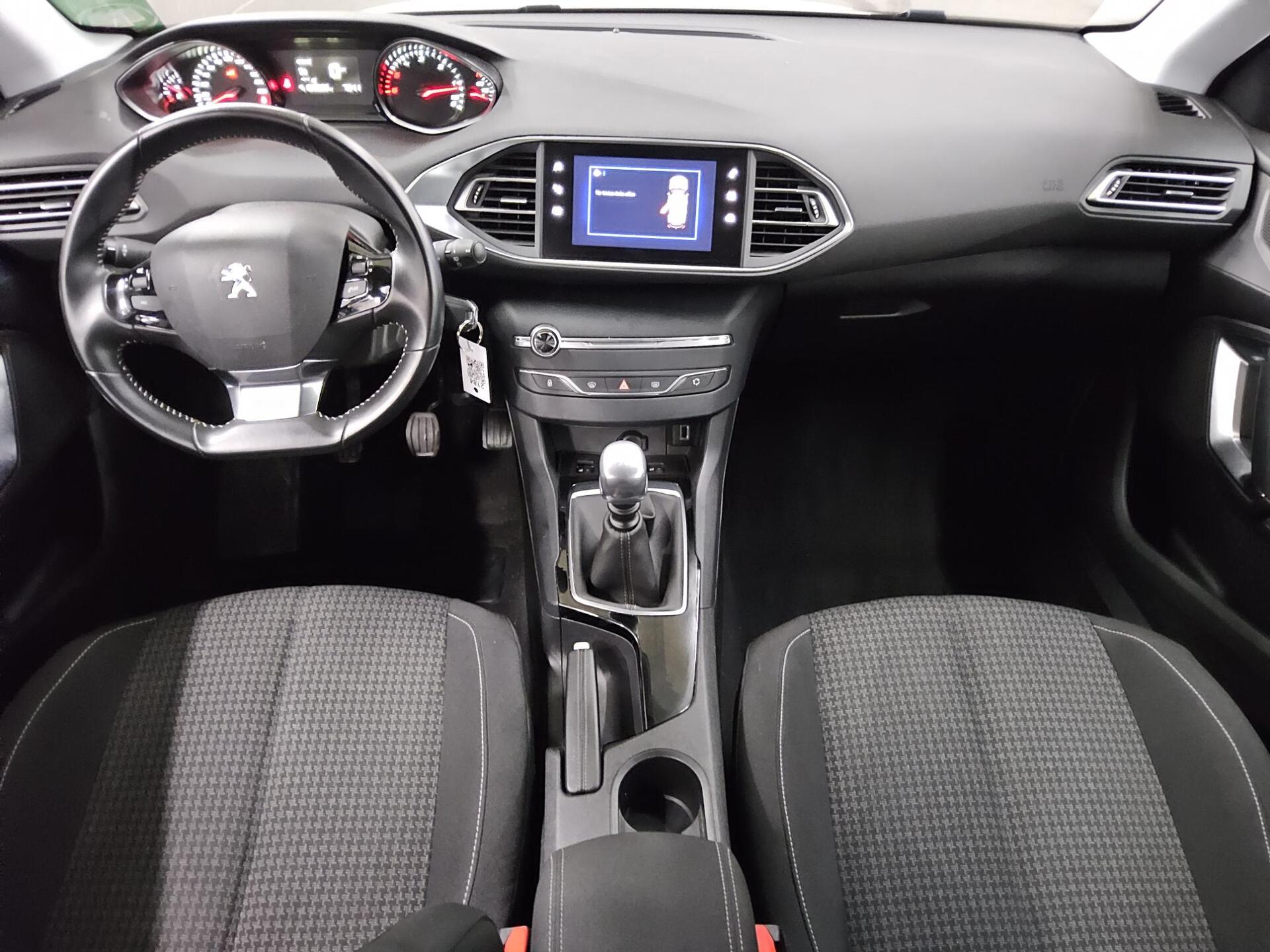 Peugeot 308 1.5 BlueHDI Active Navi Shz PDC Tempomat 5