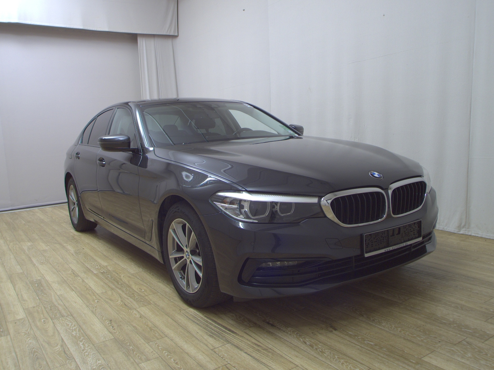 BMW 520dA xDr Sport-Line T-Leder Navi LED RFK Shz 3