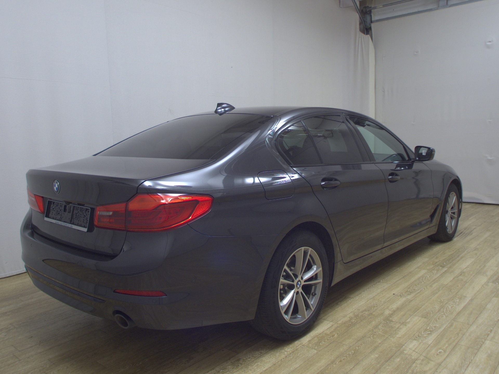 BMW 520dA xDr Sport-Line T-Leder Navi LED RFK Shz 4