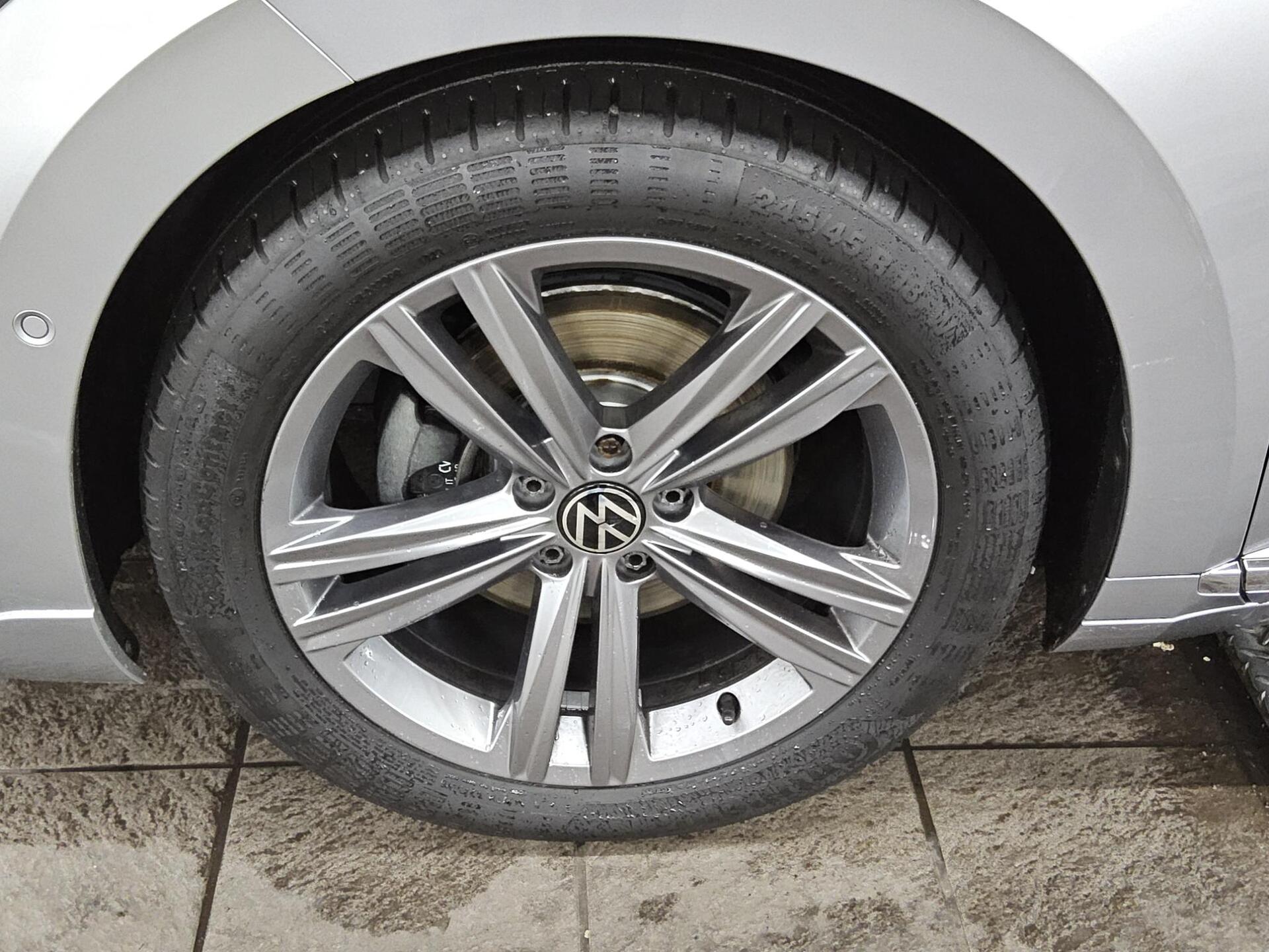 Volkswagen Arteon SB 2.0 TDI 4M R-Line Navi LED DC Pano RFK 11