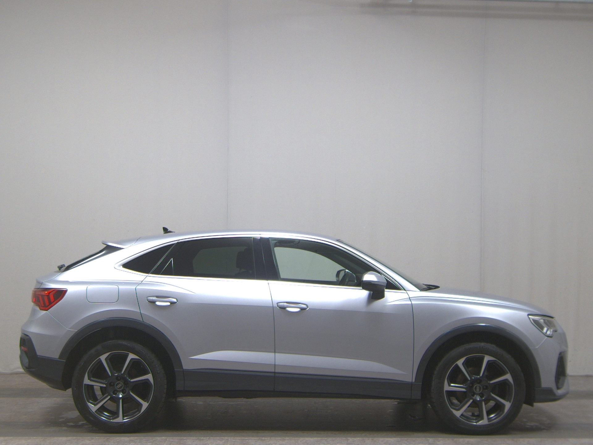 Audi Q3 Sportback 35 TDI S-Line Navi+ vc LED Sound