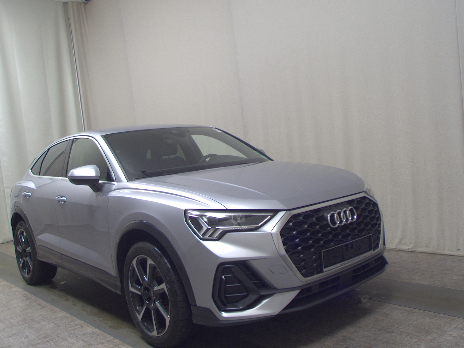 Audi Q3 Sportback 35 TDI S-Line Navi+ vc LED Sound 3