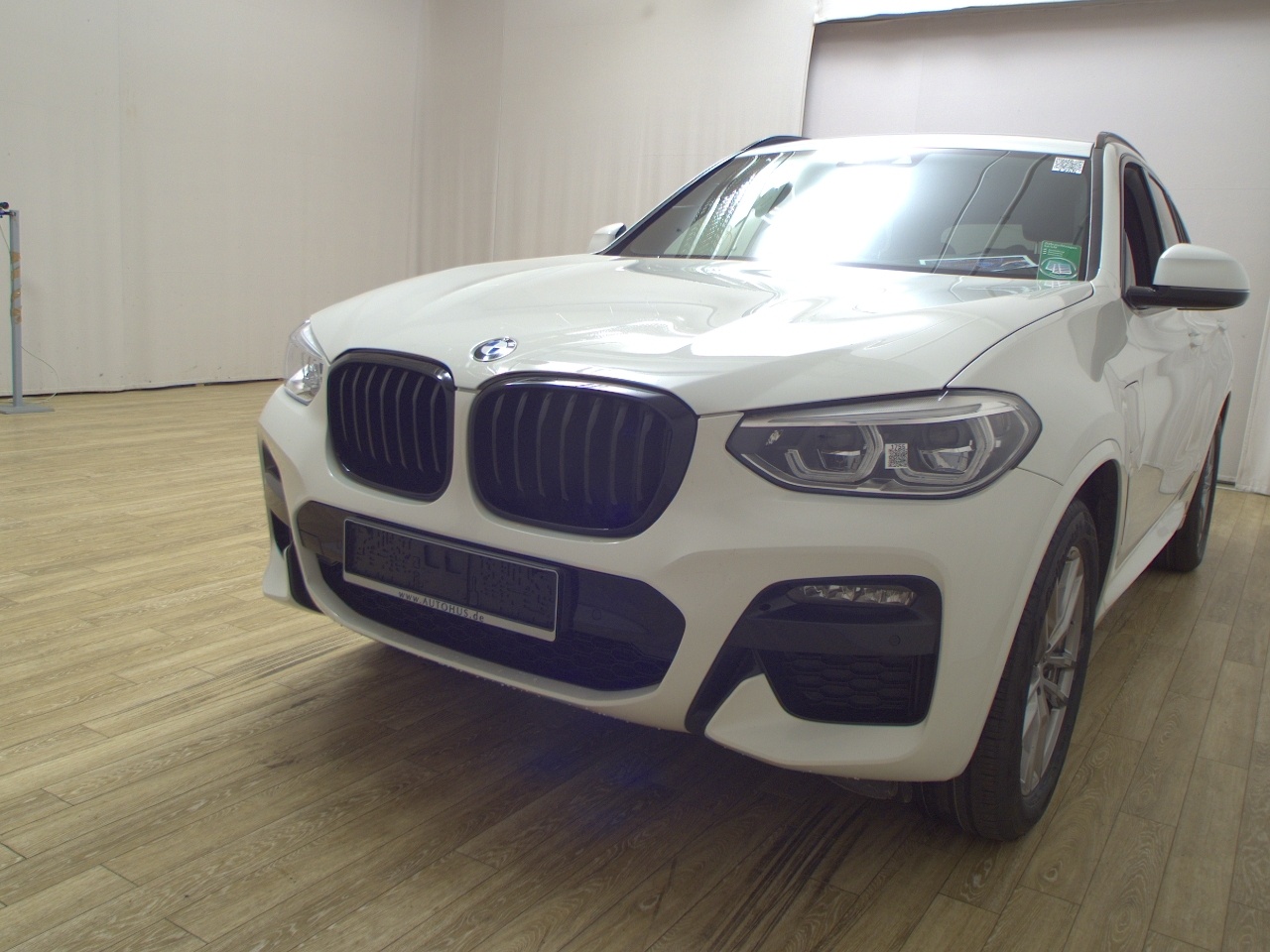 BMW X3 xDrive30e M-Sport Navi LED+ LC-Pro HuD Hifi 2