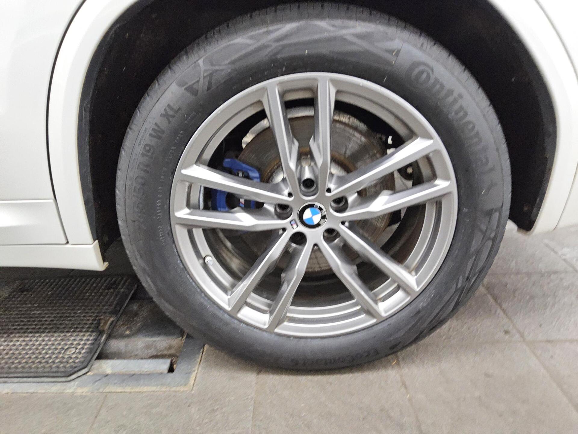 BMW X3 xDrive30e M-Sport Navi LED+ LC-Pro HuD Hifi 11