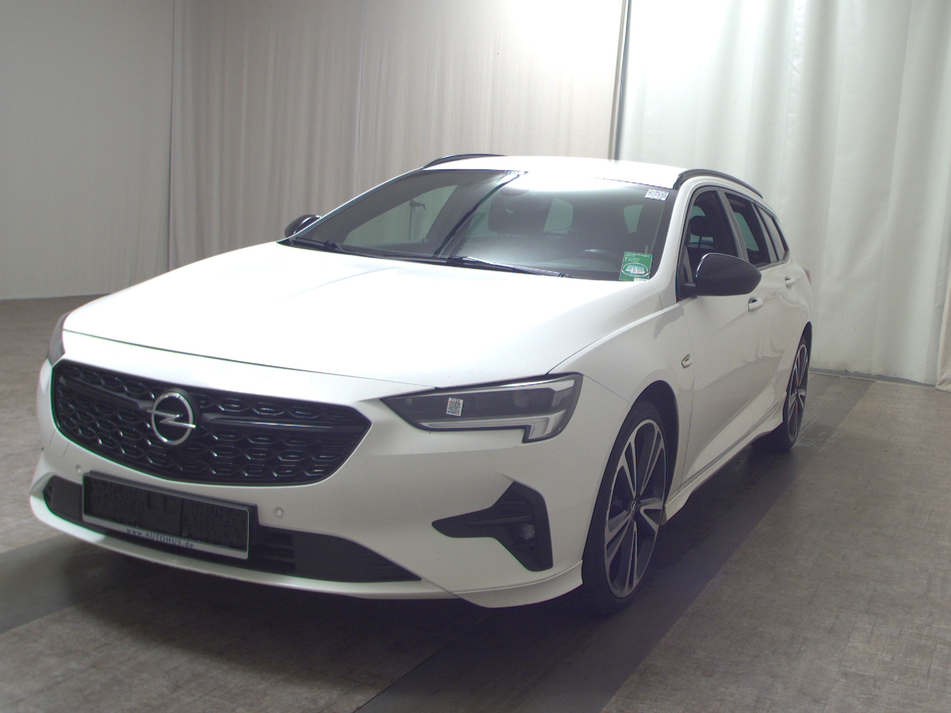 Opel Insignia ST 2.0 CDTI 4x4 Ultimate Navi LED HuD 2