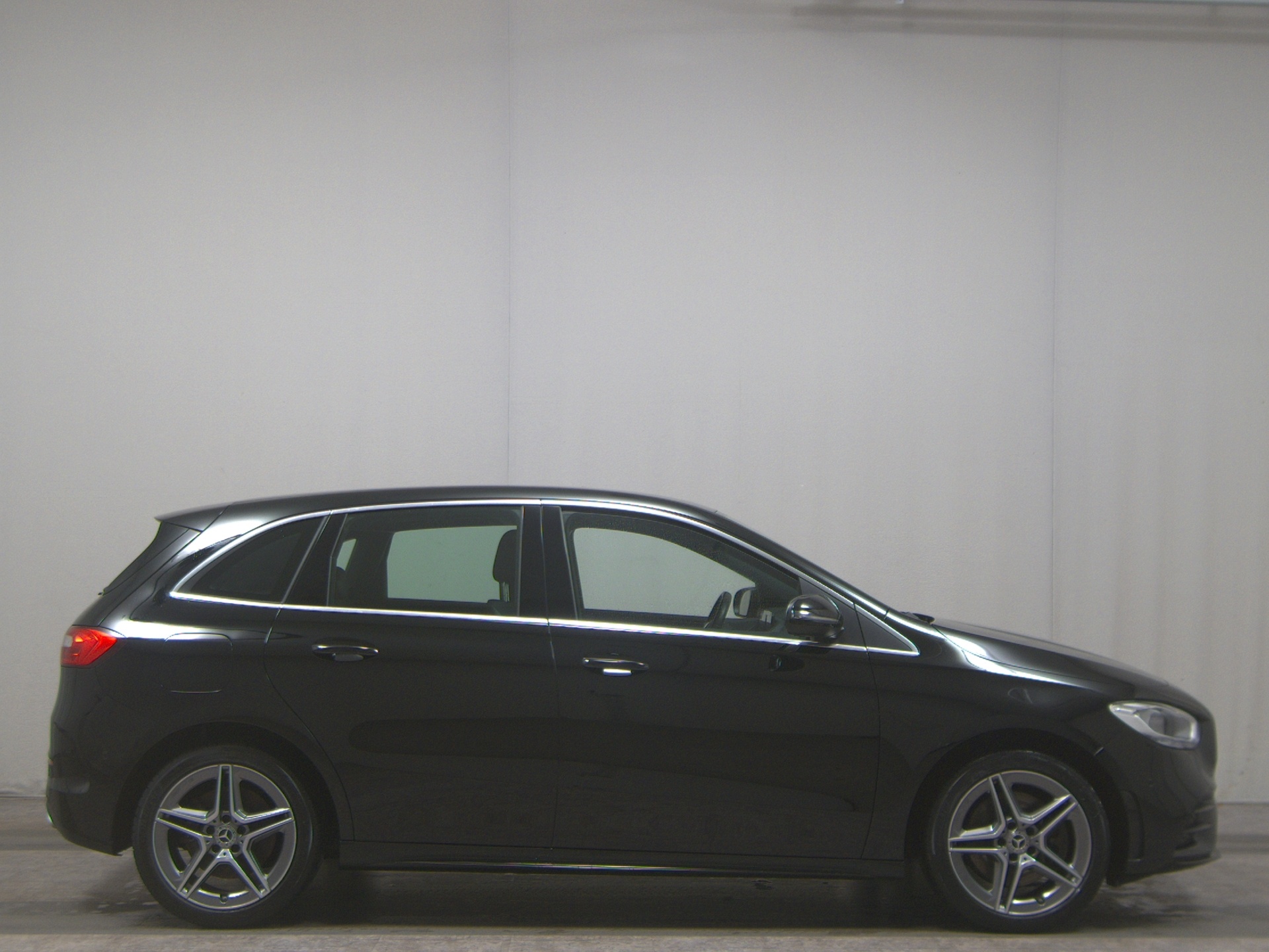 Mercedes-Benz B 250 e AMG-Line T-Leder Navi Kamera