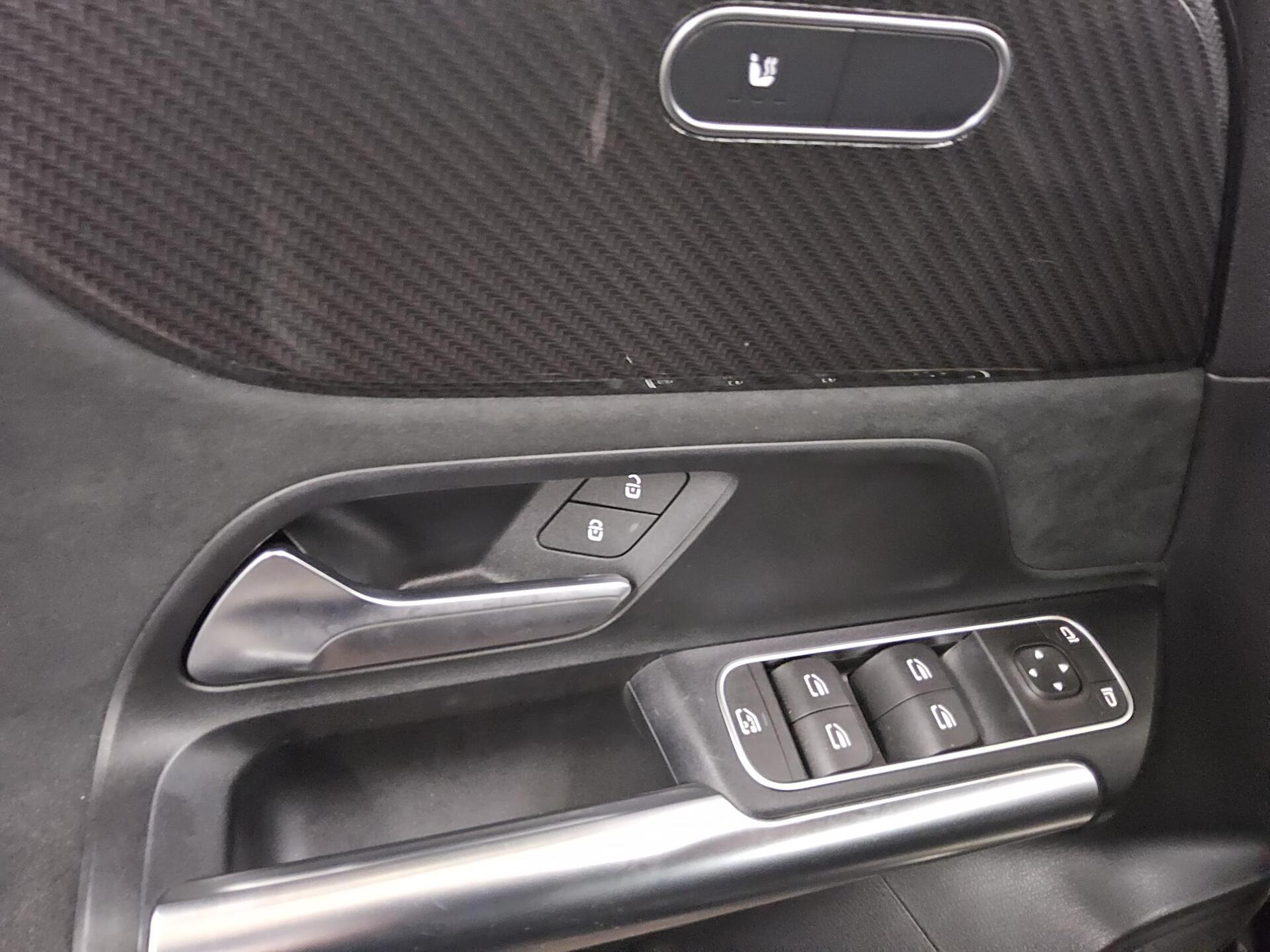 Mercedes-Benz B 250 e AMG-Line T-Leder Navi Kamera 10