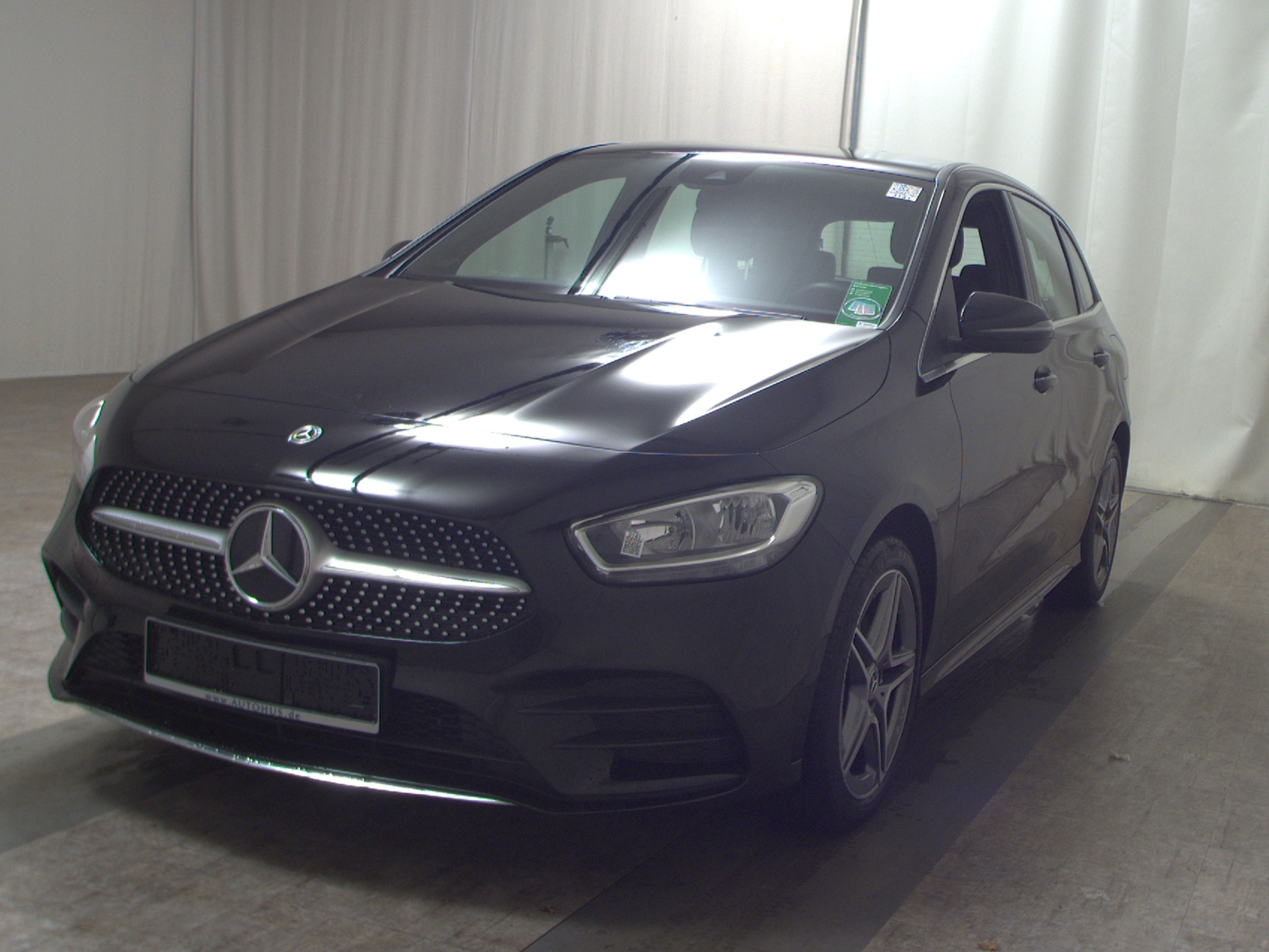 Mercedes-Benz B 250 e AMG-Line T-Leder Navi Kamera 2