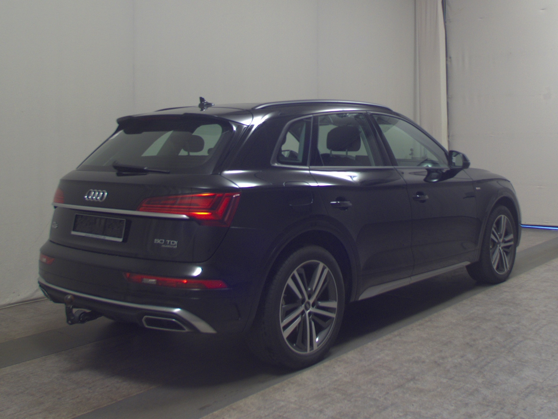 Audi Q5 50 TDI Qu. S-Line Navi LED vc+ Pano HuD AHK 4