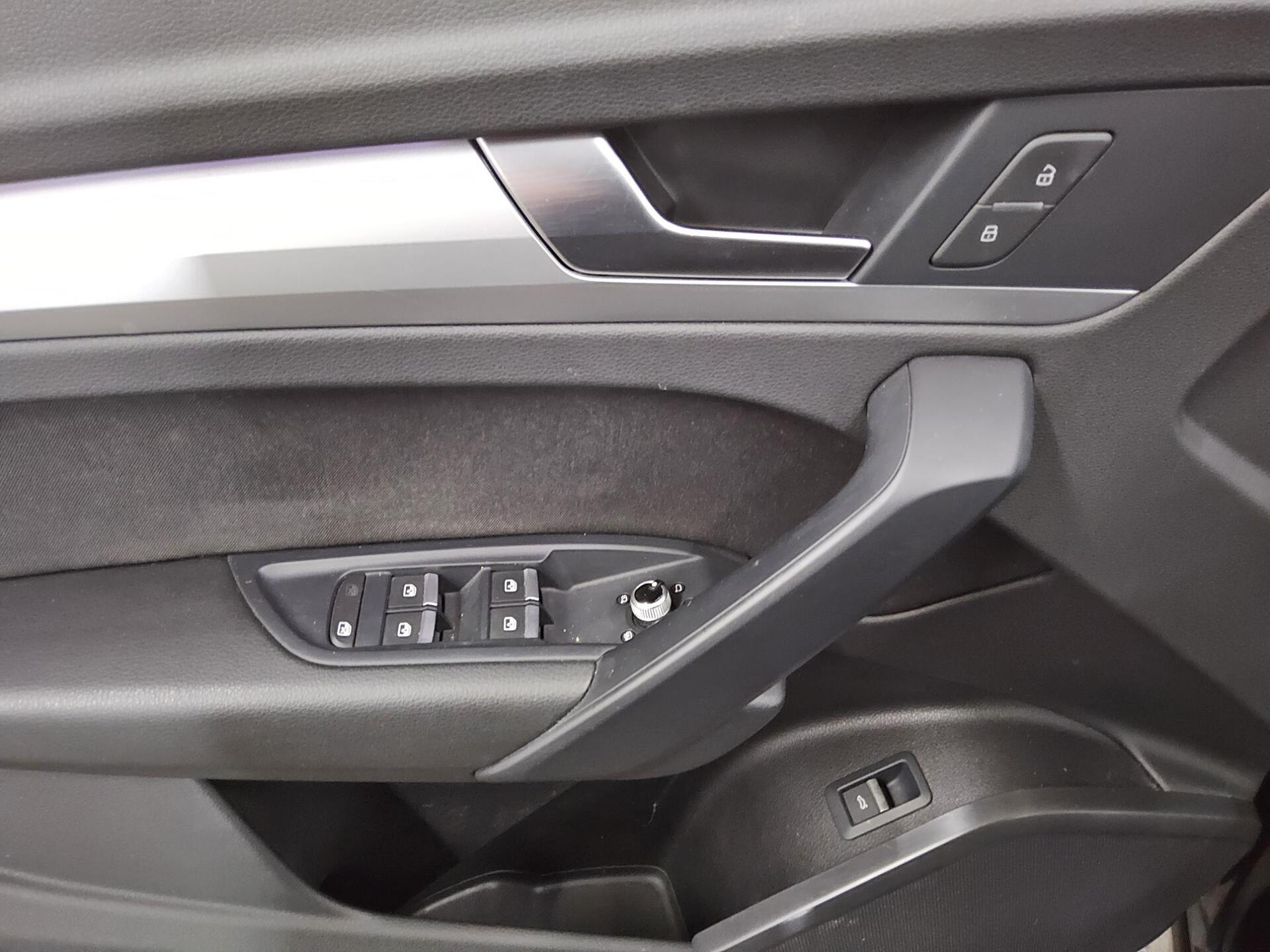 Audi Q5 50 TDI Qu. S-Line Navi LED vc+ Pano HuD AHK 10