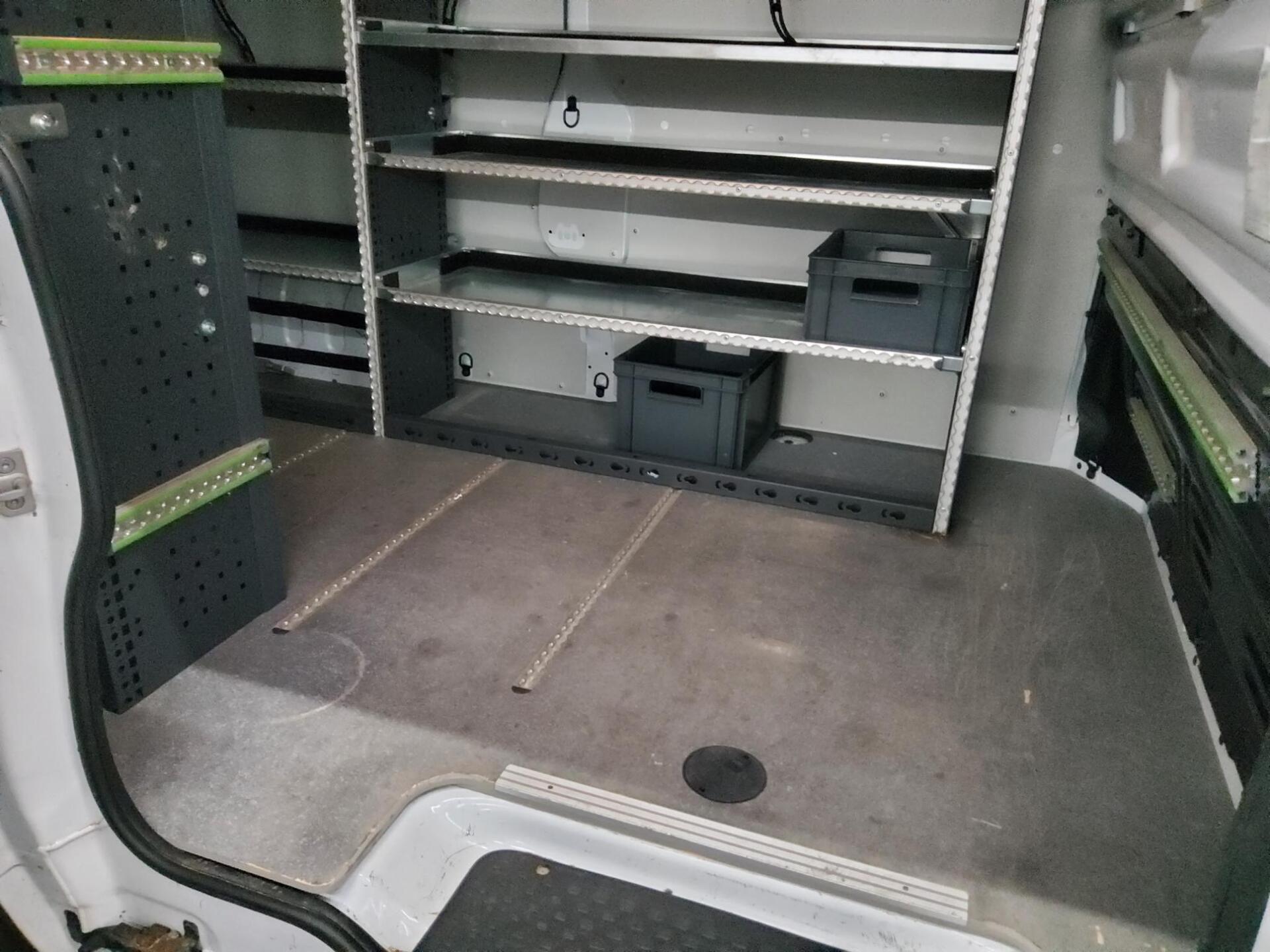 Renault Trafic L2H1 1.6 dCi Regalsystem Navi StHzg PDC 12