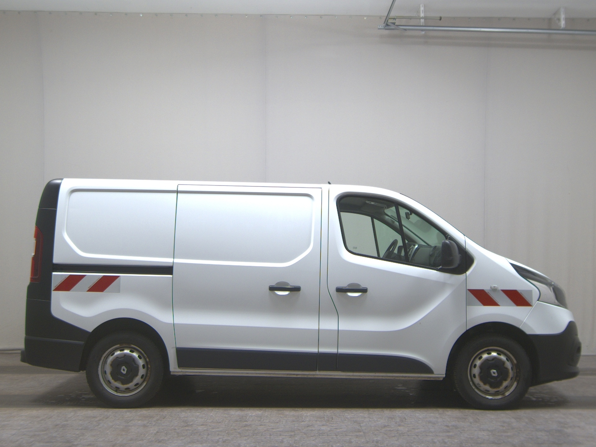 Renault Trafic L1H1 1.6 dCi Kasten Navi Regal StandHzg