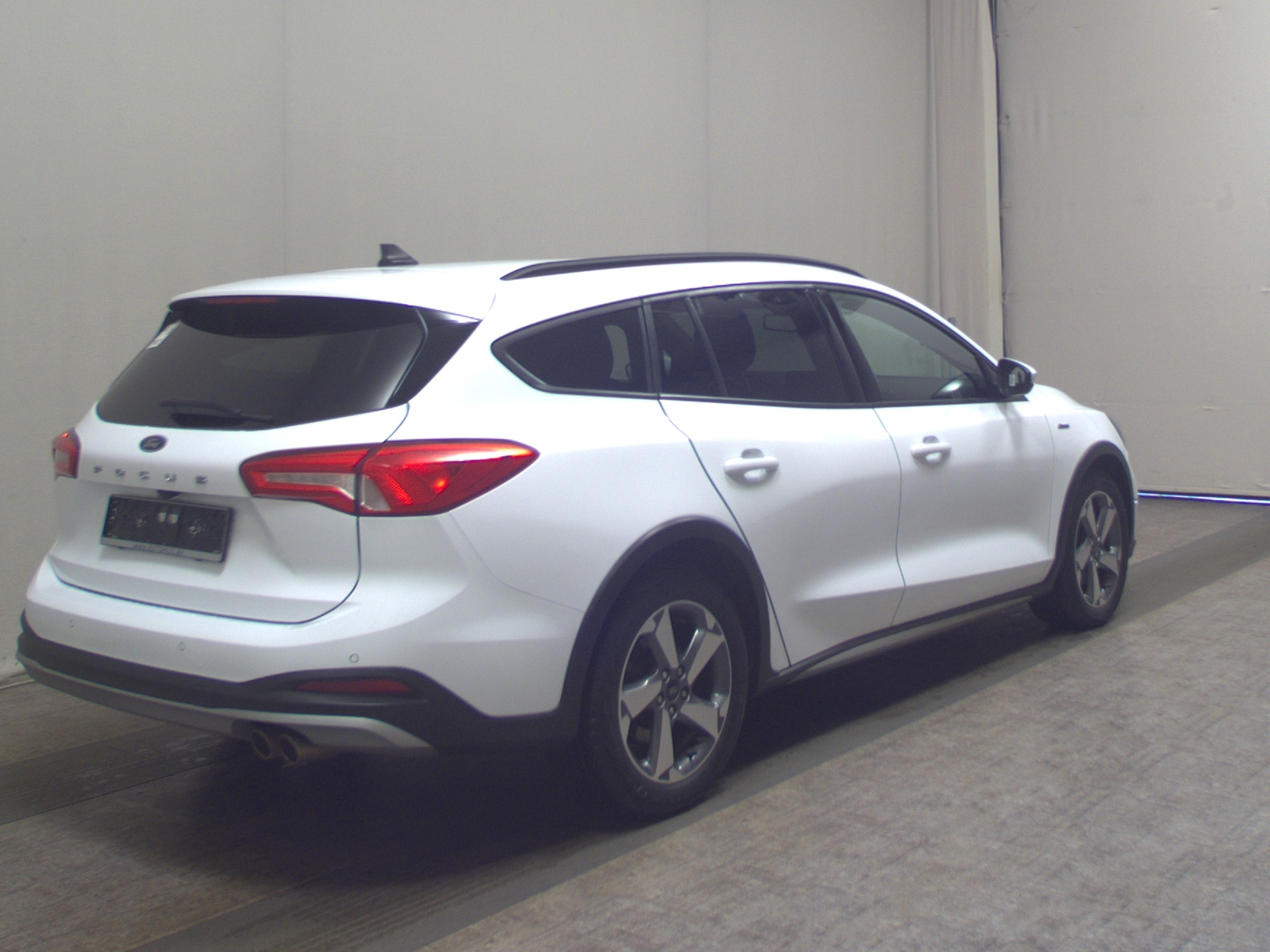 Ford Focus Turnier 1.5 EB Active Navi LED Shz RfK 4
