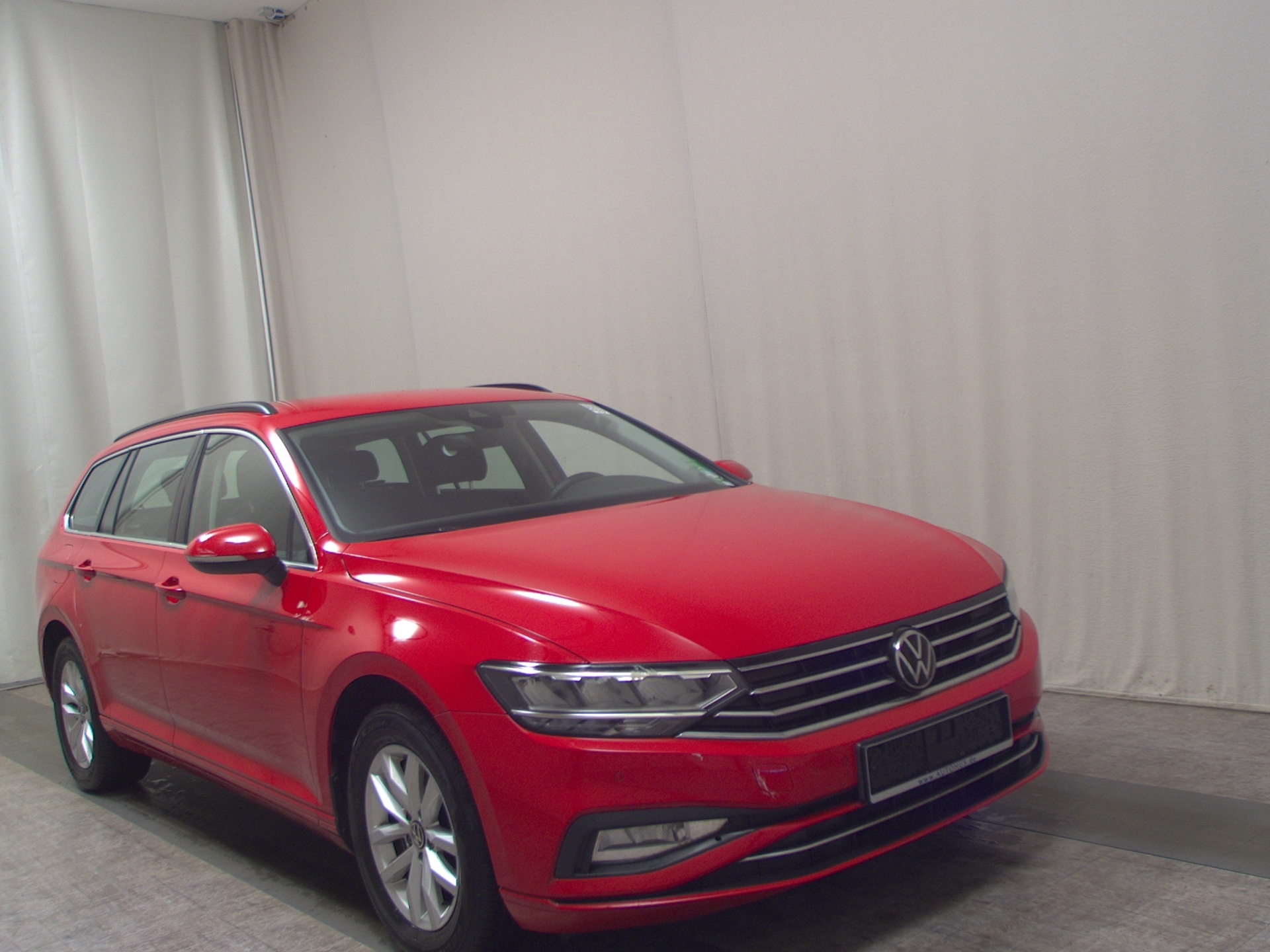 Volkswagen Passat Var. 2.0 TDI Business Navi LED AID RFK 3